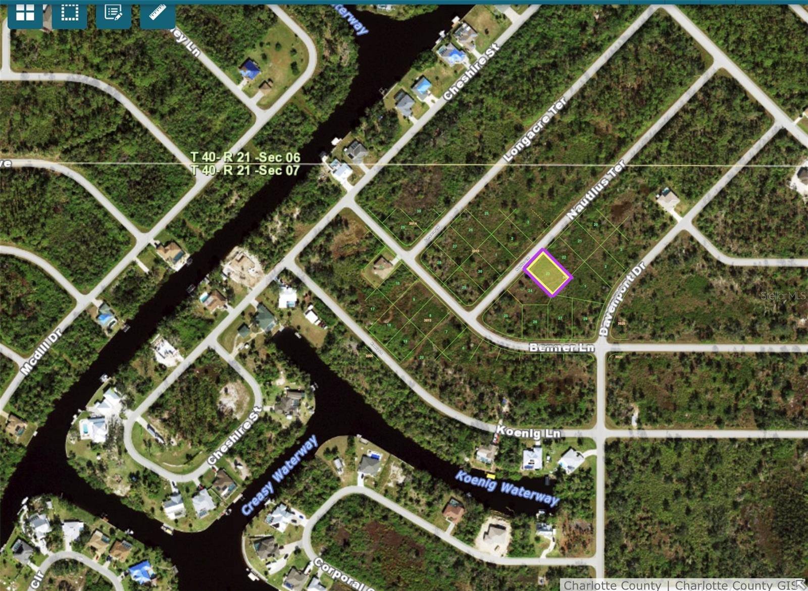 Port Charlotte, FL 33953,1094 NAUTILUS TER