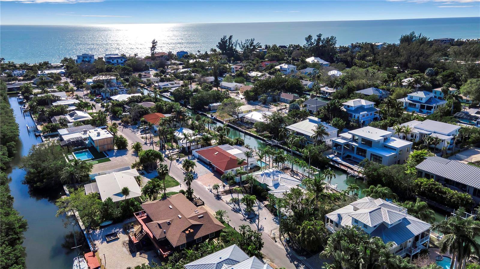 Longboat Key, FL 34228,589 BAYVIEW DR