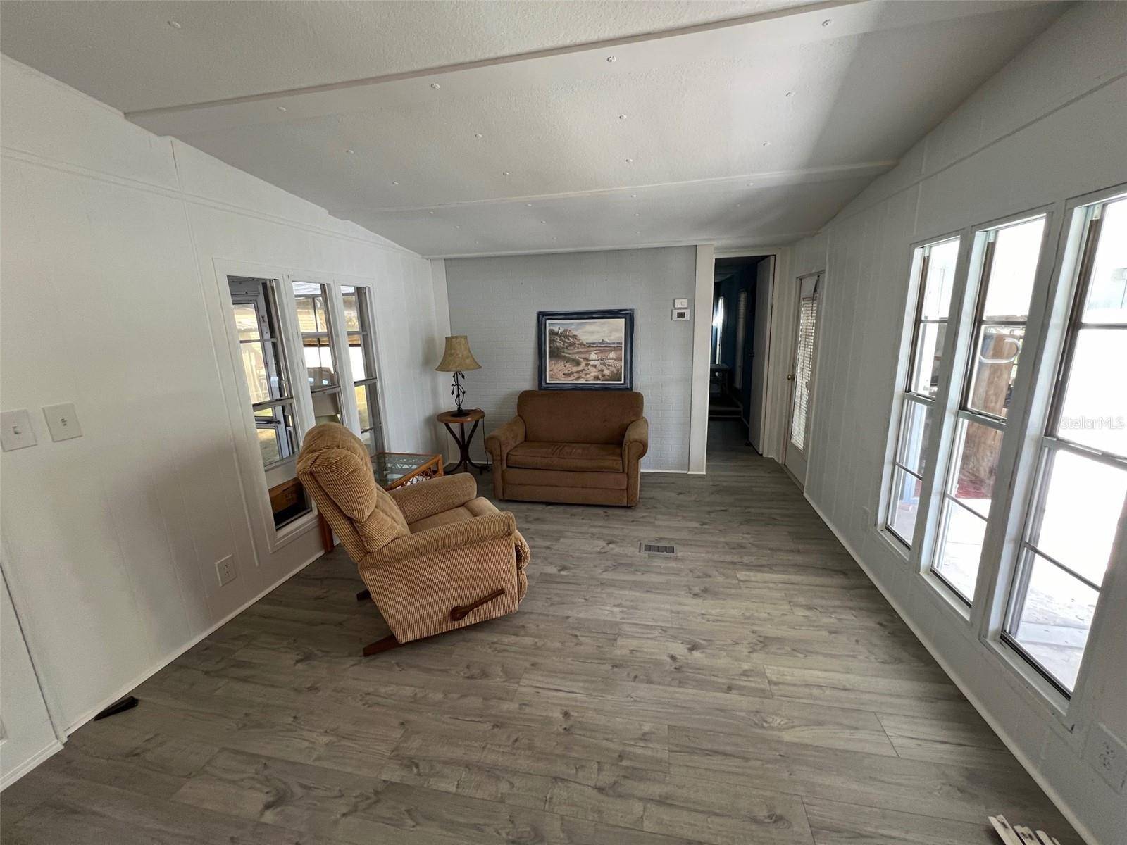Palmetto, FL 34221,11 SHADY LN