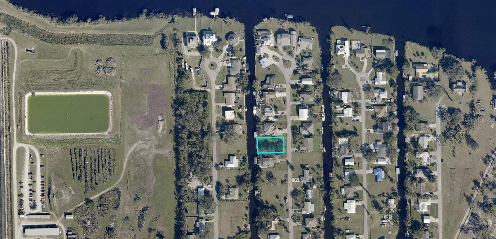 Alva, FL 33920,2170 WAYLIFE CT