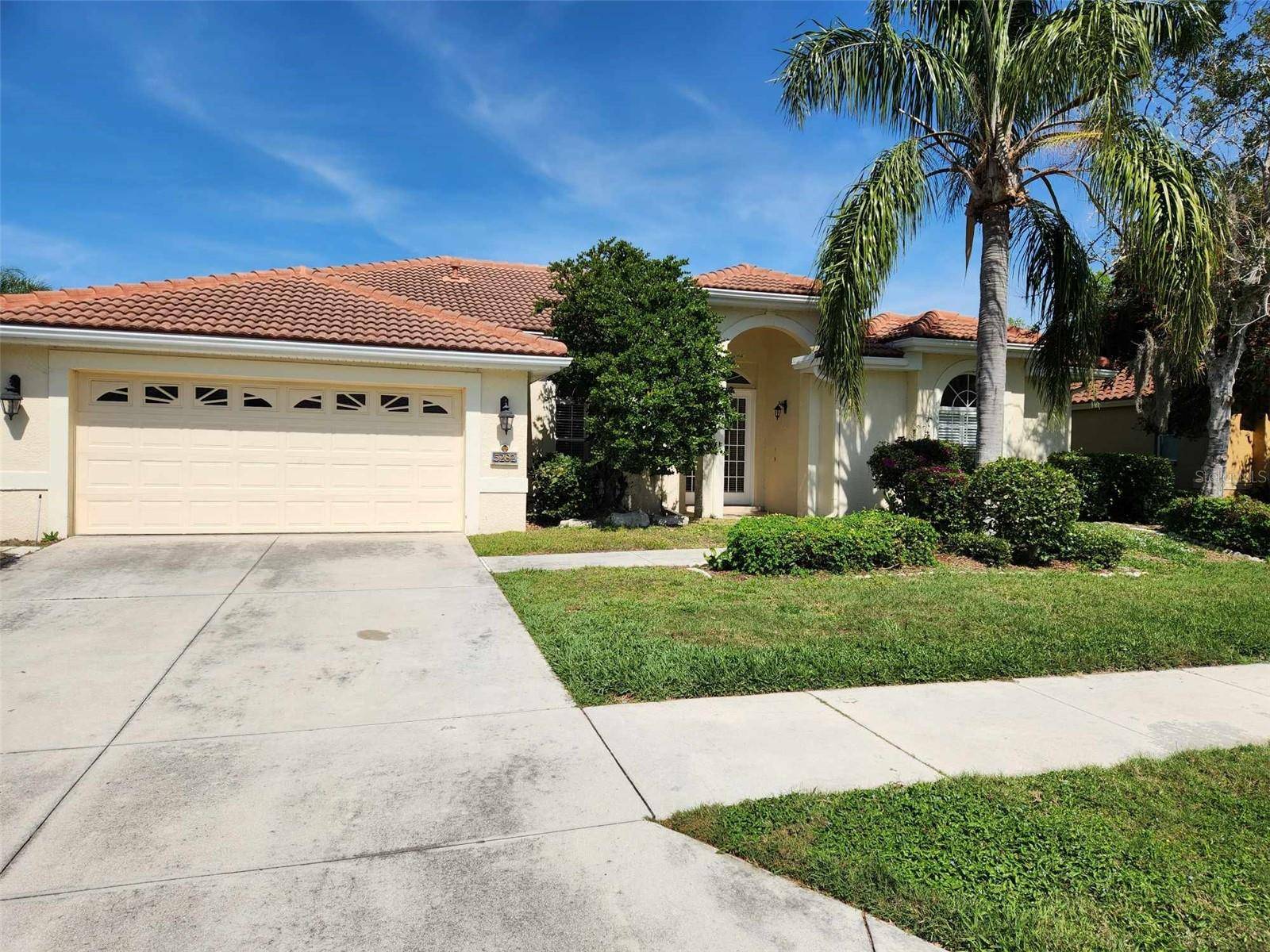 Sarasota, FL 34238,5282 FAR OAK CIR