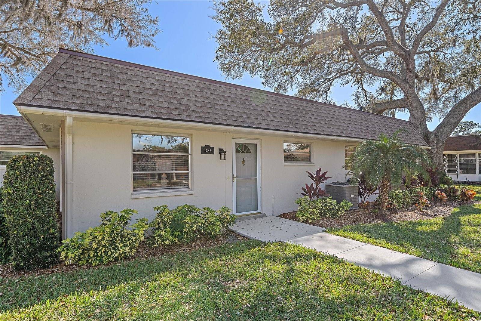 Sarasota, FL 34232,1335 GLENDALE CIR W #217