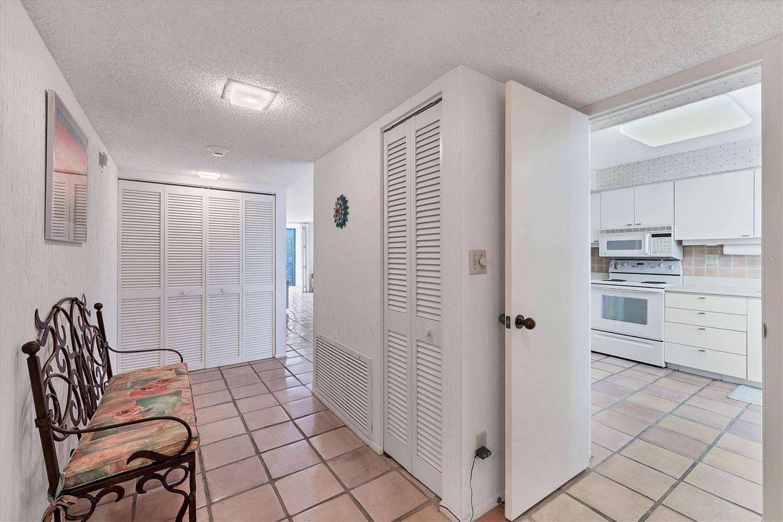 Longboat Key, FL 34228,815 BAYPORT WAY #815