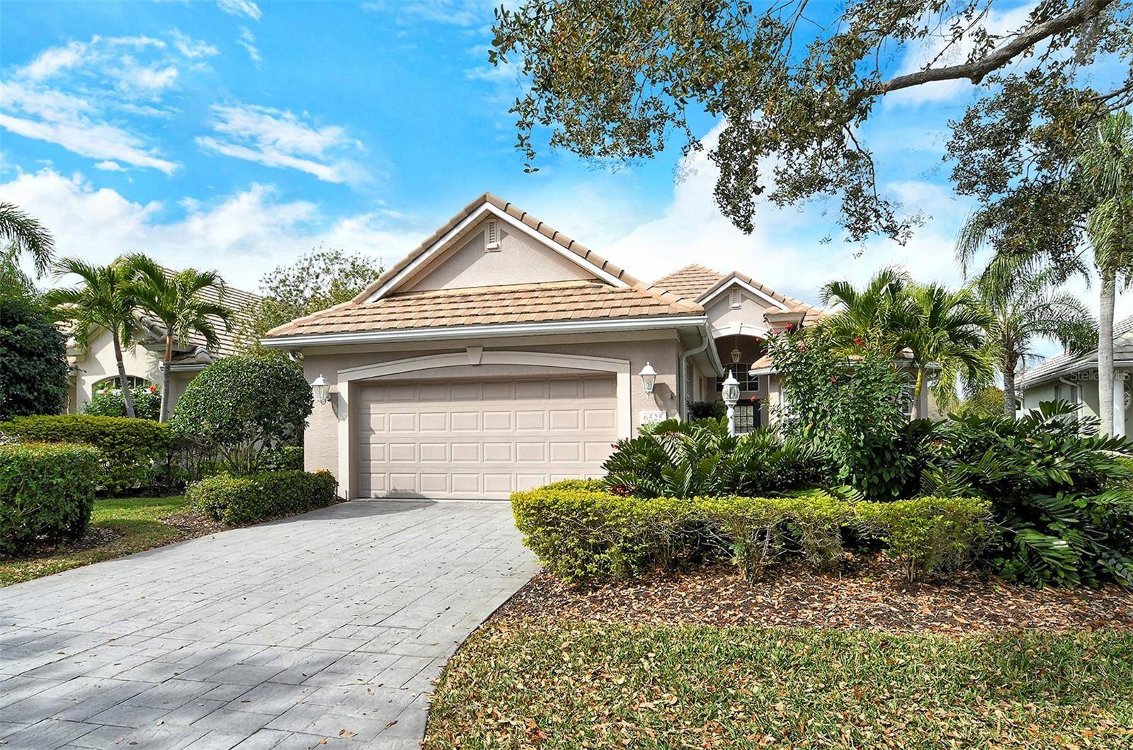 Lakewood Ranch, FL 34202,6525 OAKLAND HILLS DR