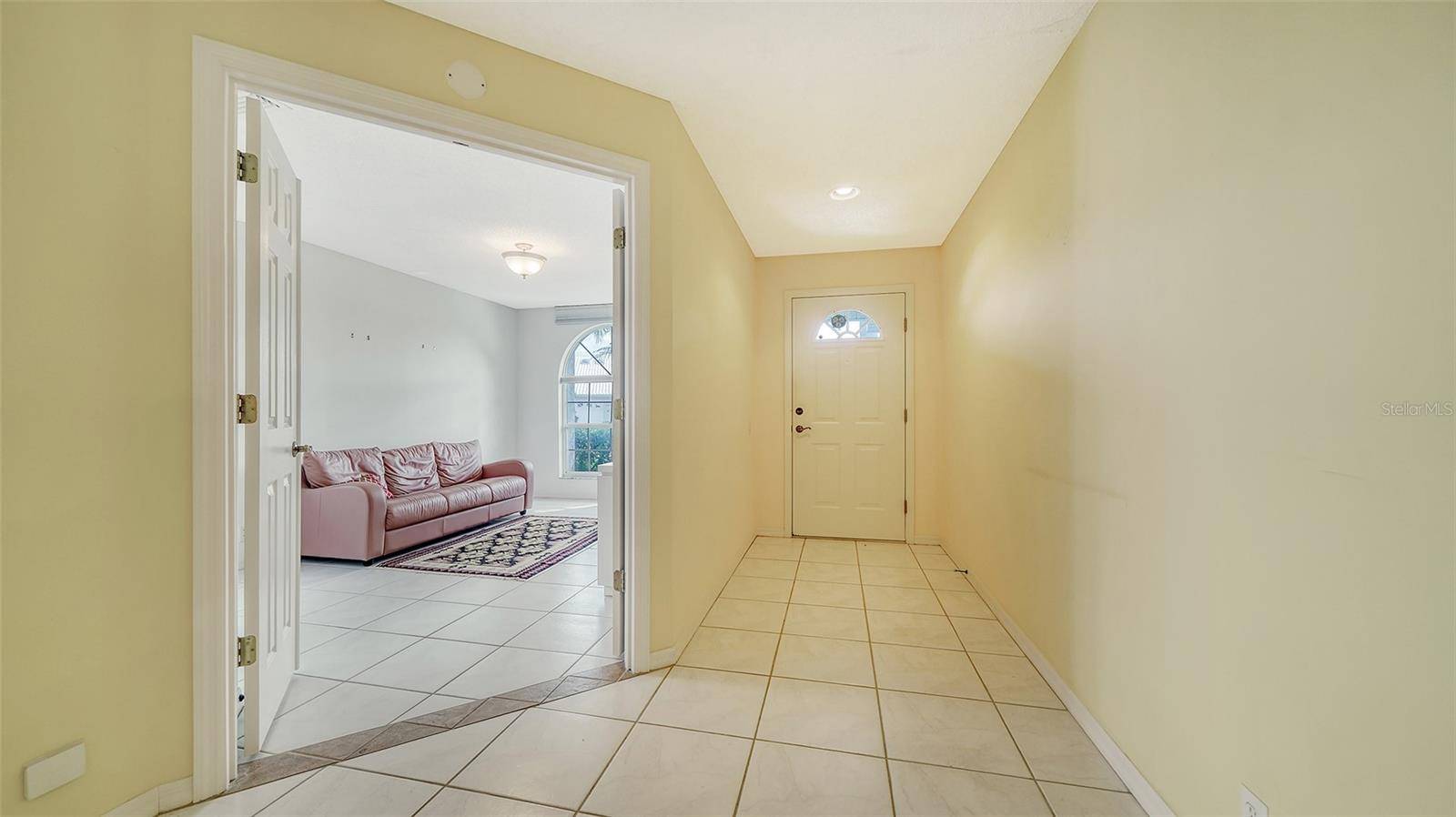 Sarasota, FL 34233,4244 BRITTANY LN #11