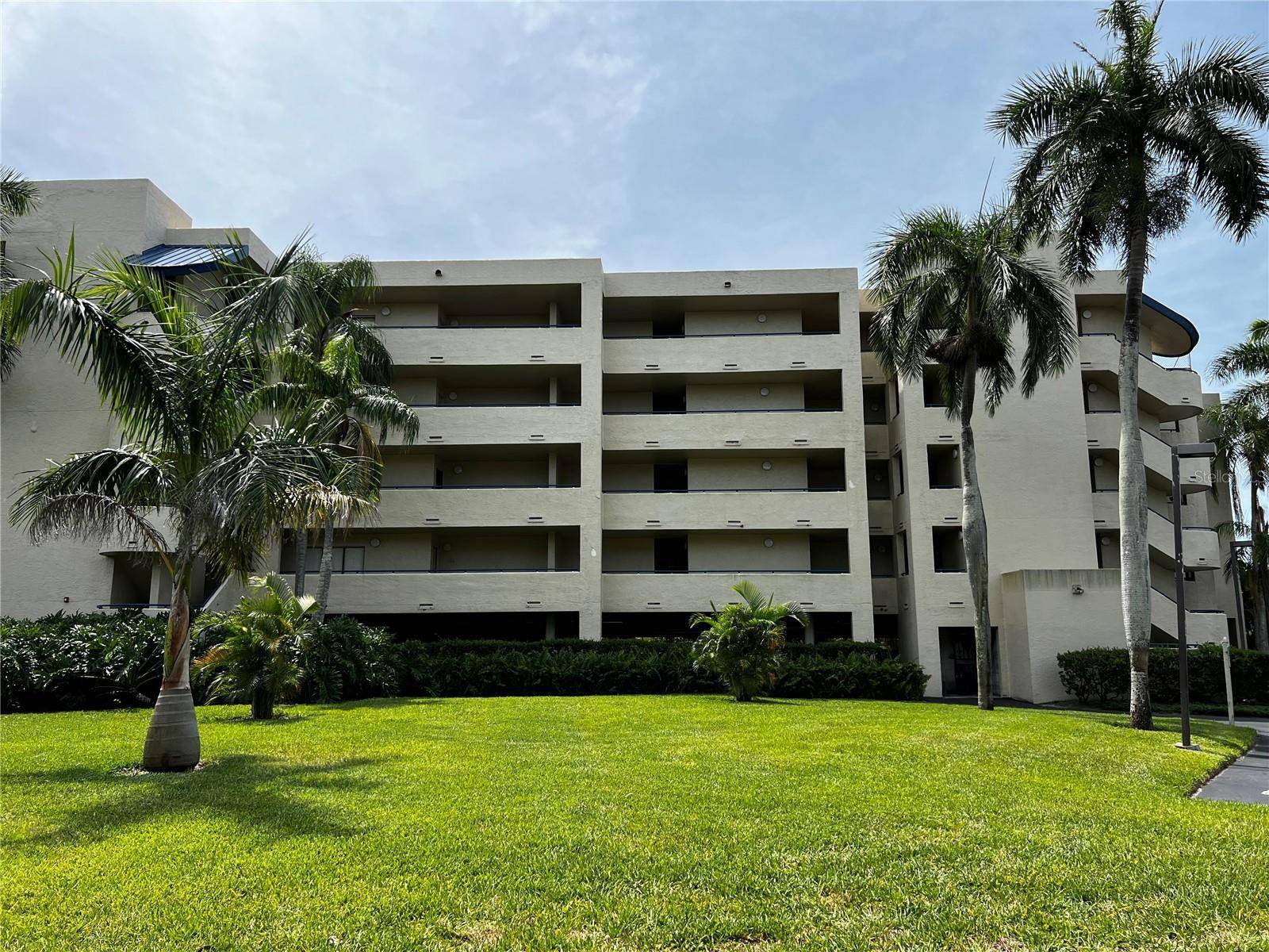 Sarasota, FL 34236,825 S OSPREY AVE #203