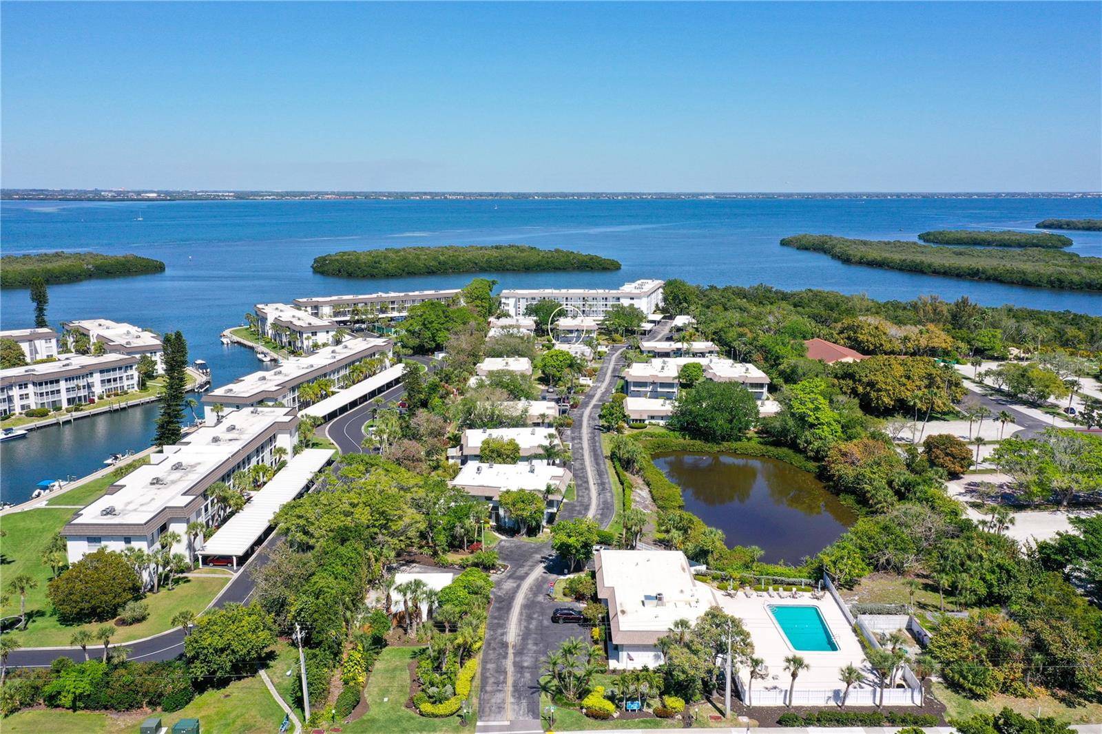 Longboat Key, FL 34228,595 SUTTON PL #595