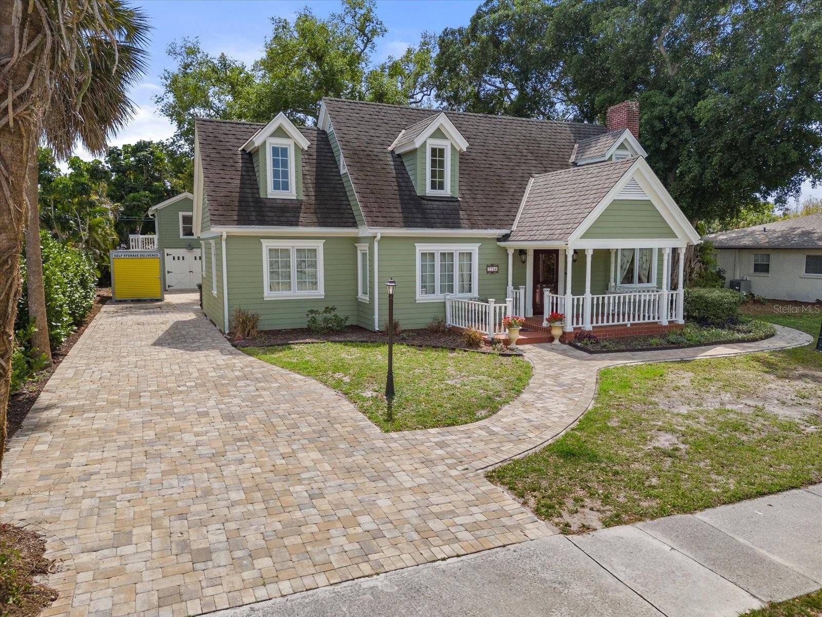 Sarasota, FL 34243,7754 WESTMORELAND DR