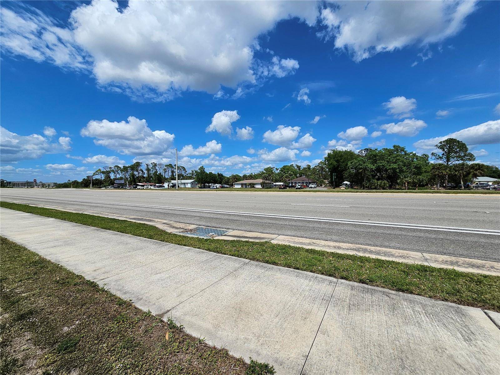 Port Charlotte, FL 33953,347 TAMIAMI TRL