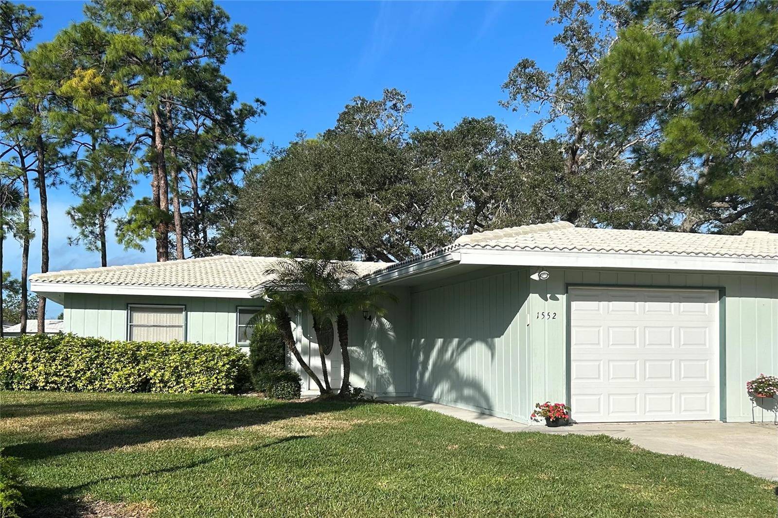 Sarasota, FL 34232,1552 STAFFORD LN #1207