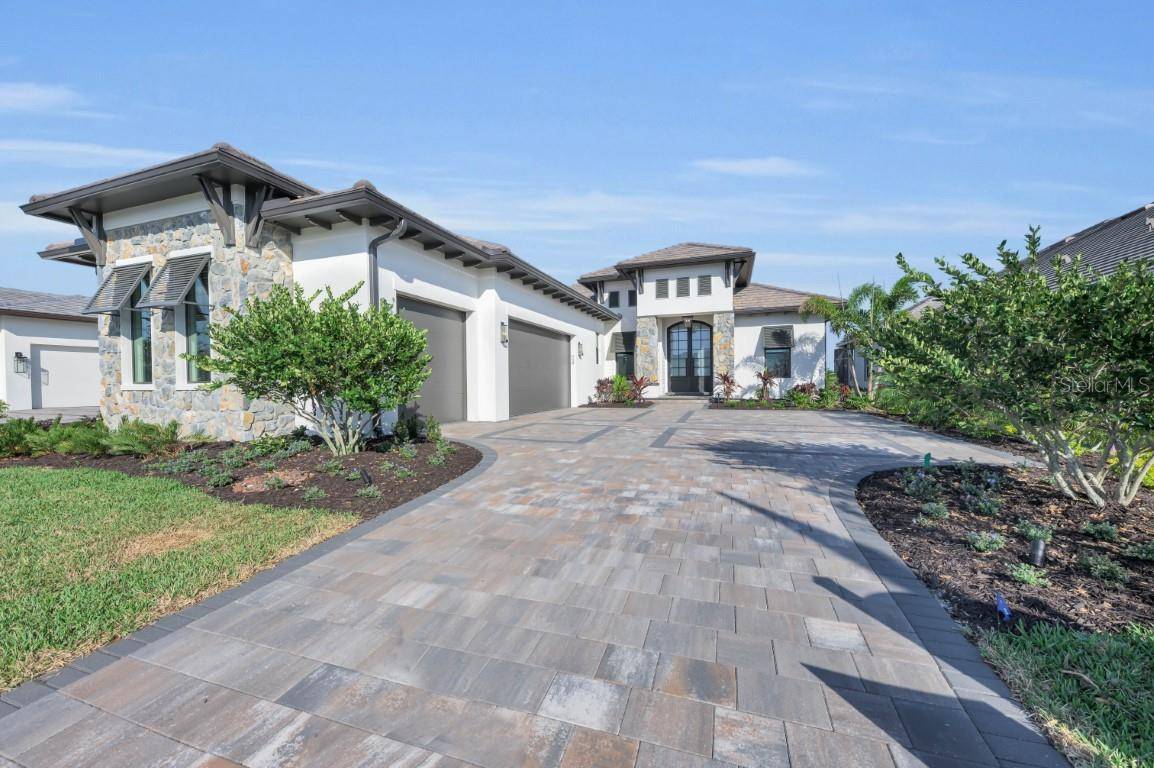 Sarasota, FL 34240,8384 SEA GLASS CT