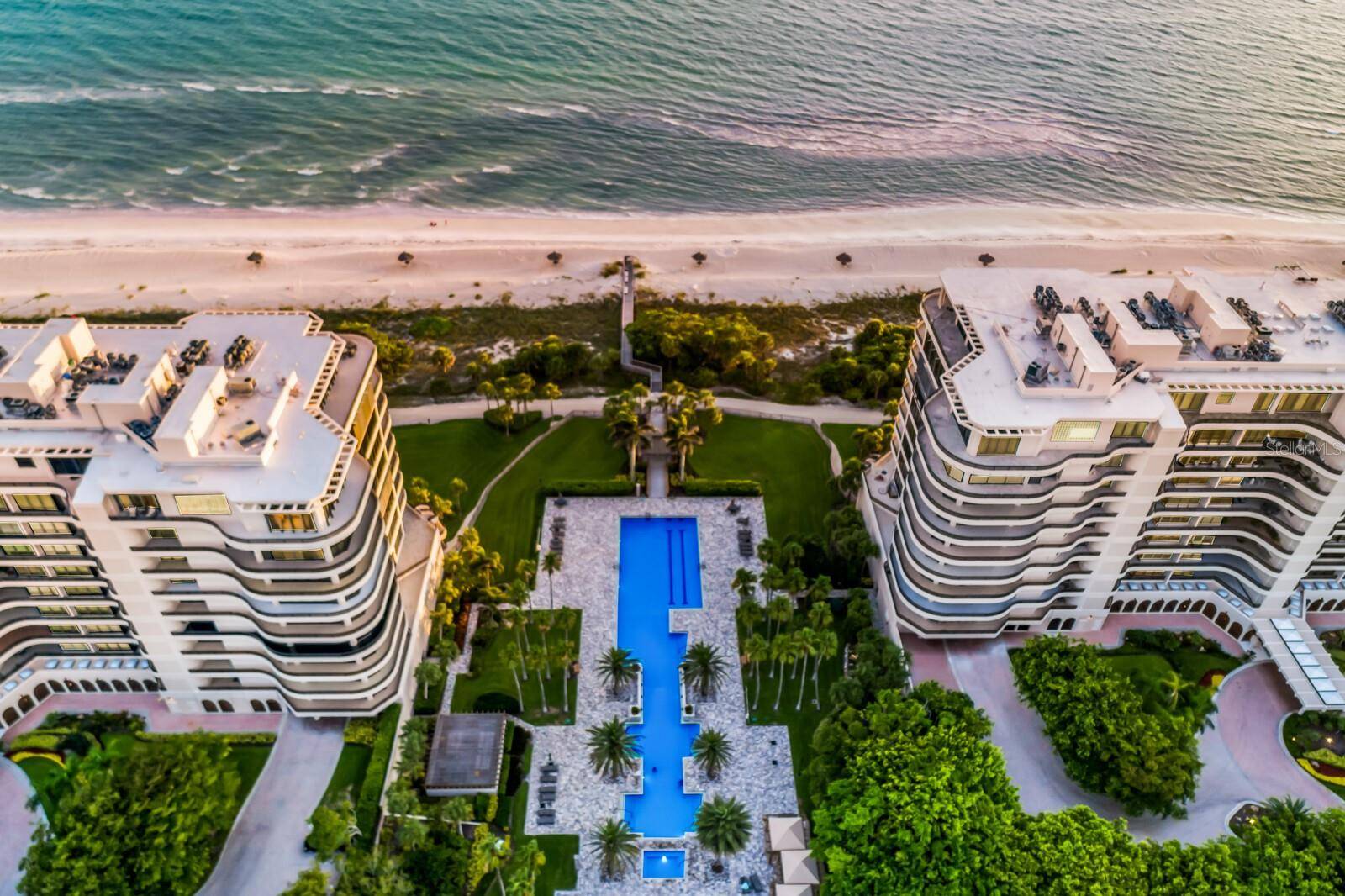 Longboat Key, FL 34228,415 L AMBIANCE DR #A401