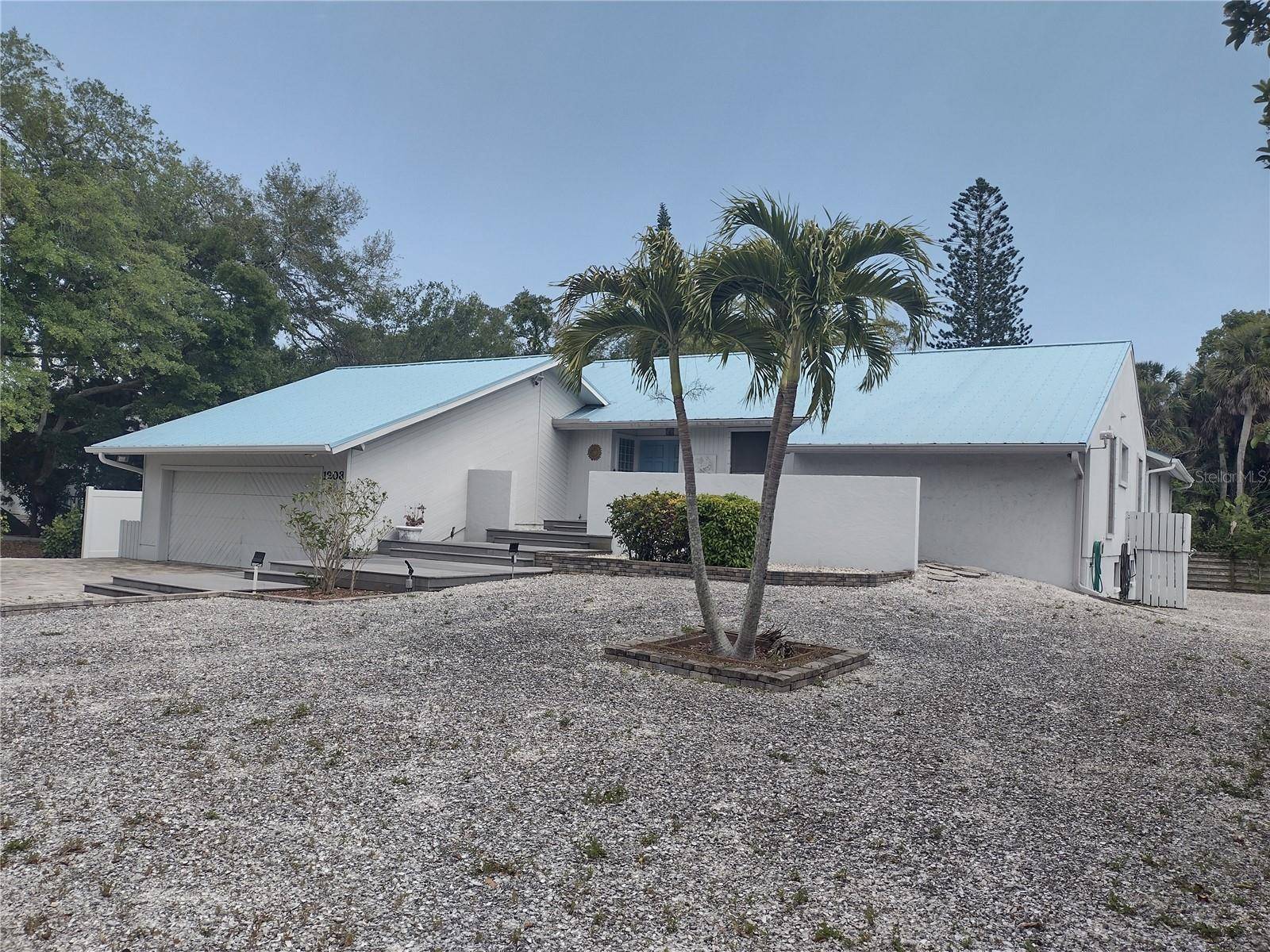 Sarasota, FL 34242,1203 N VIEW DR