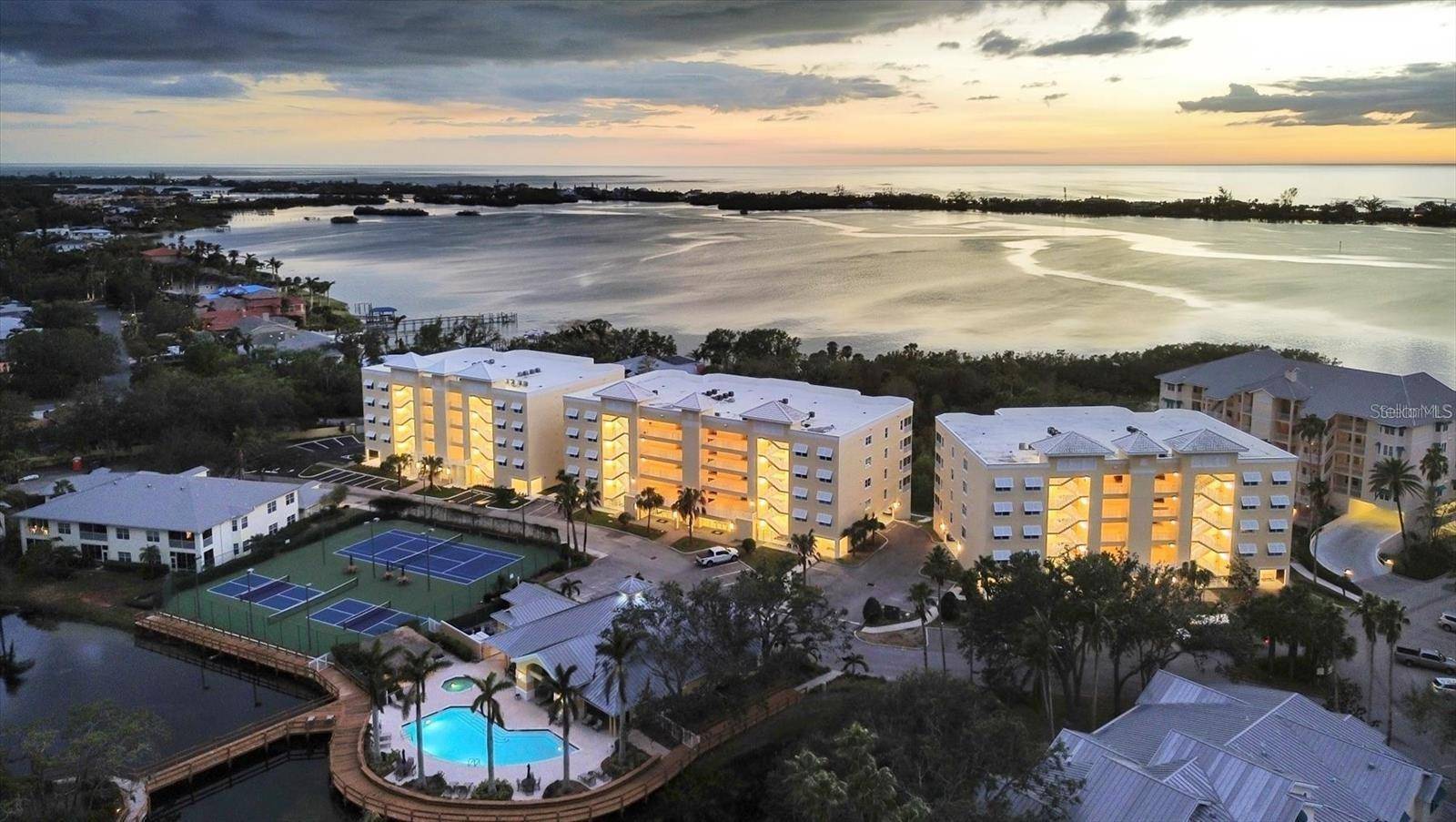 Osprey, FL 34229,280 HIDDEN BAY DR #203