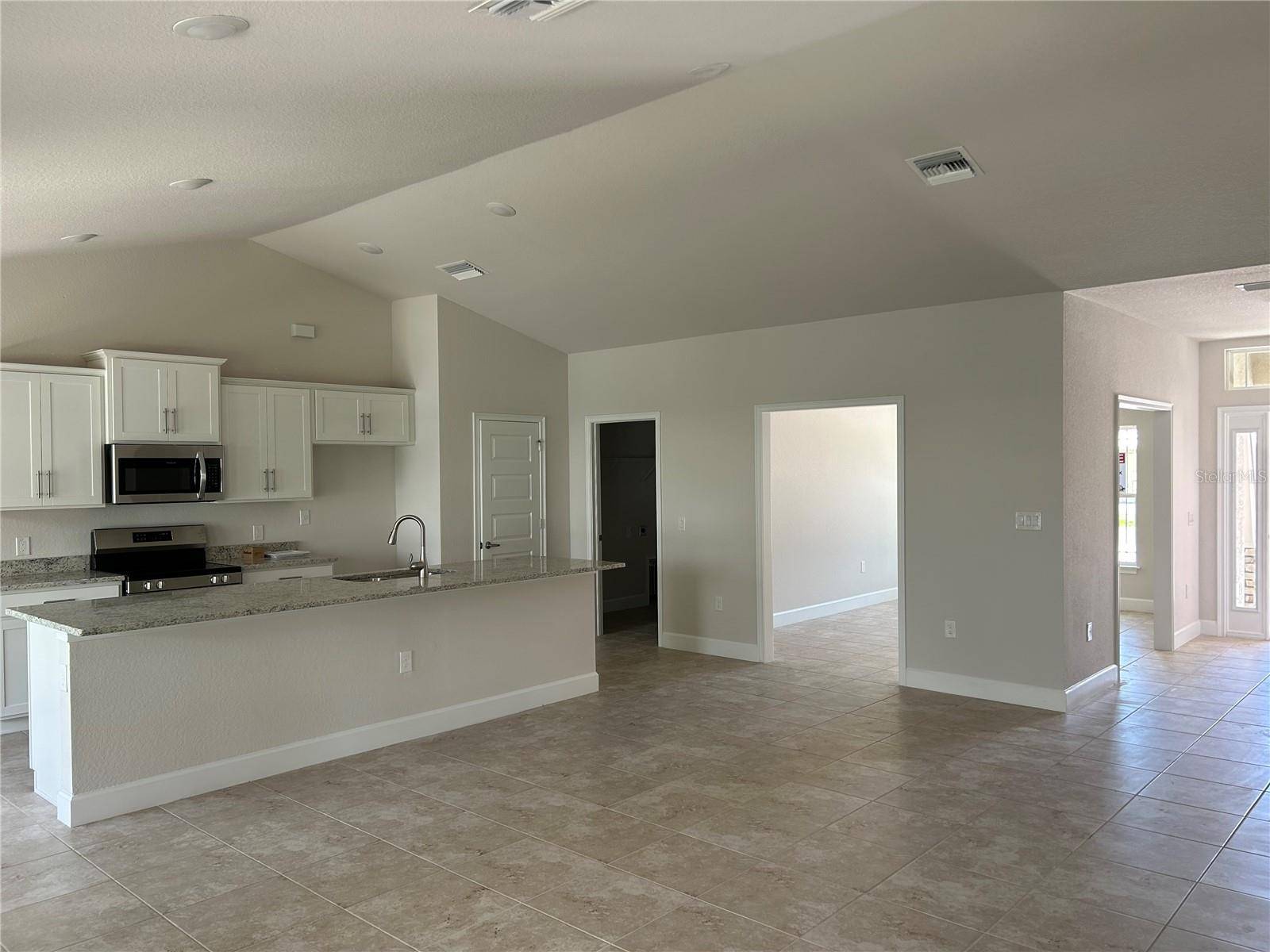 Venice, FL 34293,2679 ENGLEWOOD RD