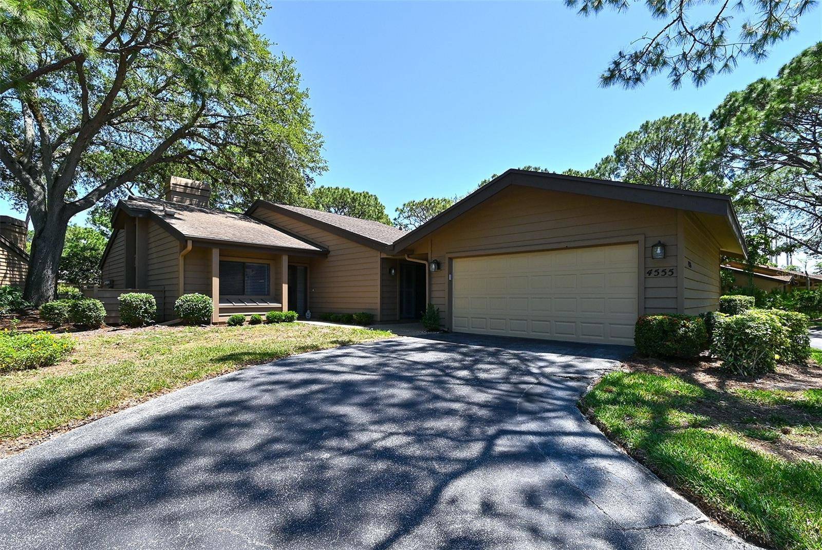 Sarasota, FL 34235,4555 CHANDLERS FORDE #47