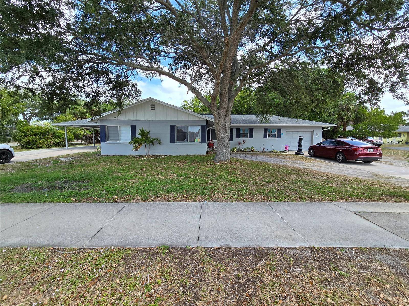 Bradenton, FL 34207,1707 57TH AVE W