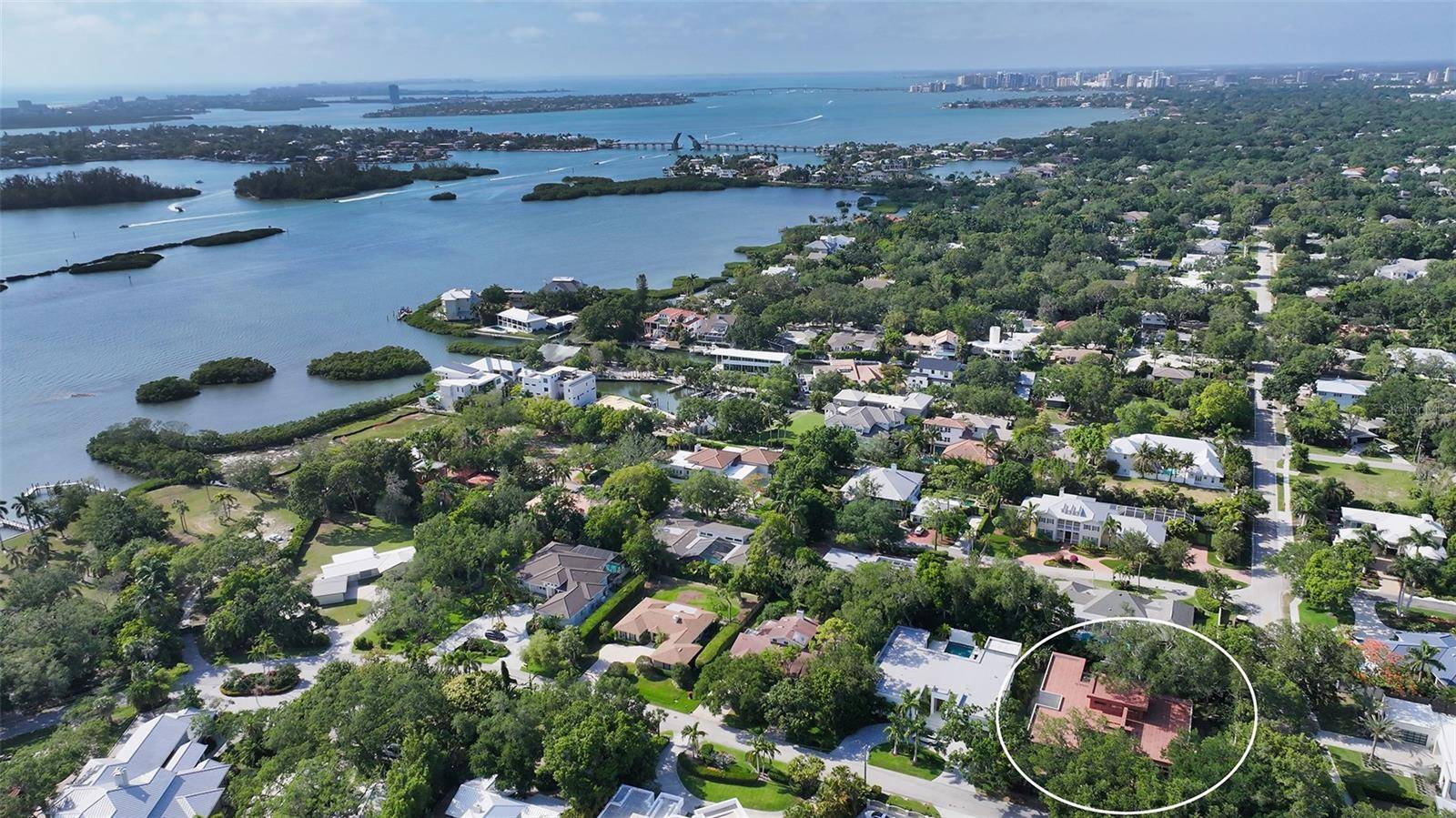Sarasota, FL 34231,1429 N LAKE SHORE DR