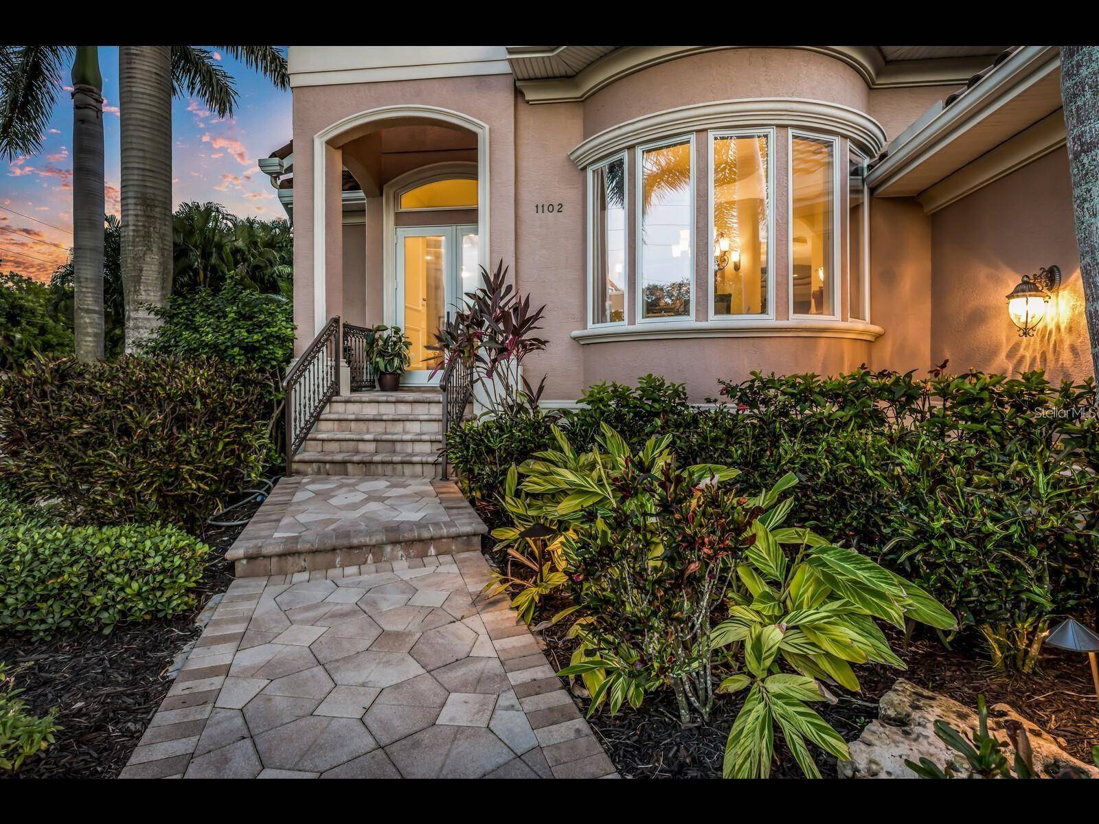 Sarasota, FL 34242,1102 HORIZON VIEW DR