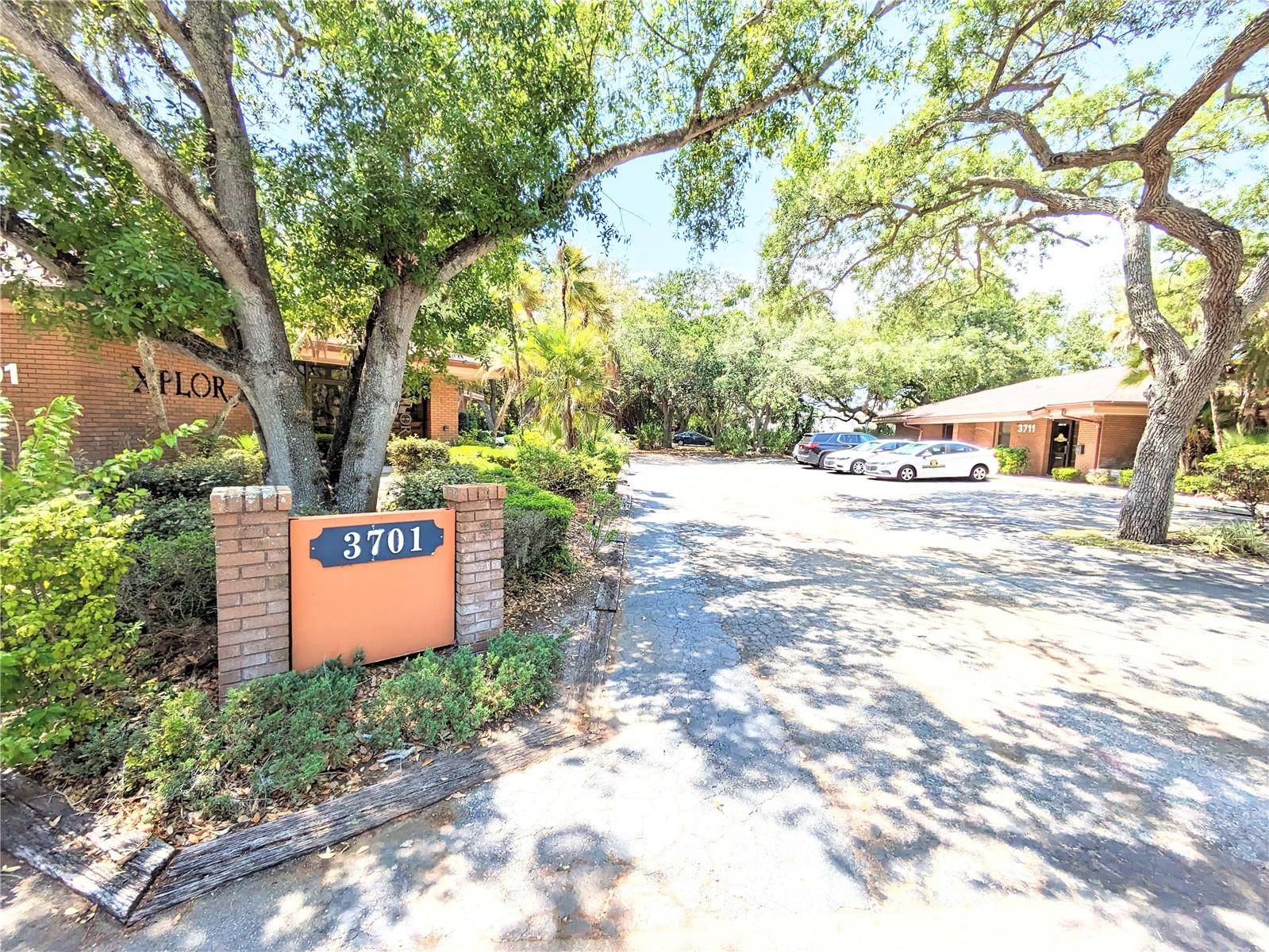Bradenton, FL 34210,3701 CORTEZ RD W