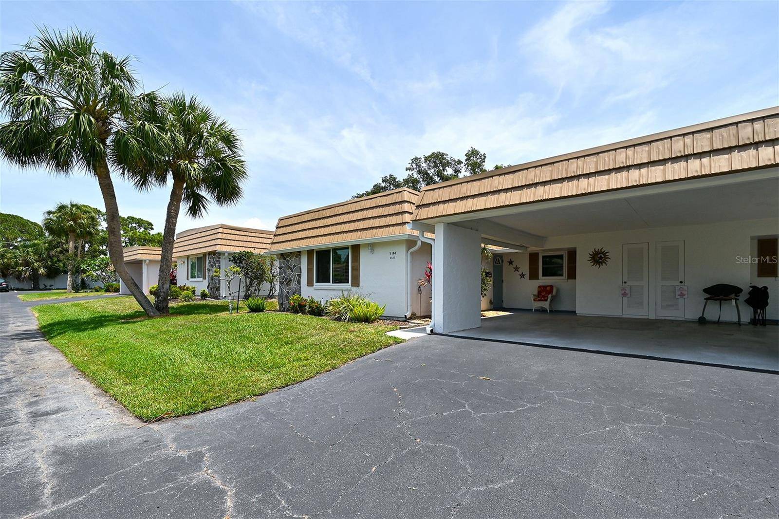 Sarasota, FL 34231,2623 RIVERBLUFF Pkwy #144