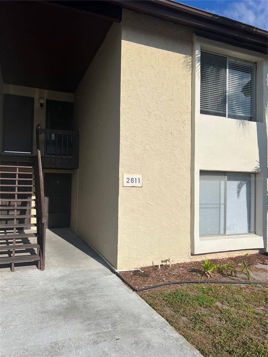 Sarasota, FL 34237,2611 PINE LAKE TER #B