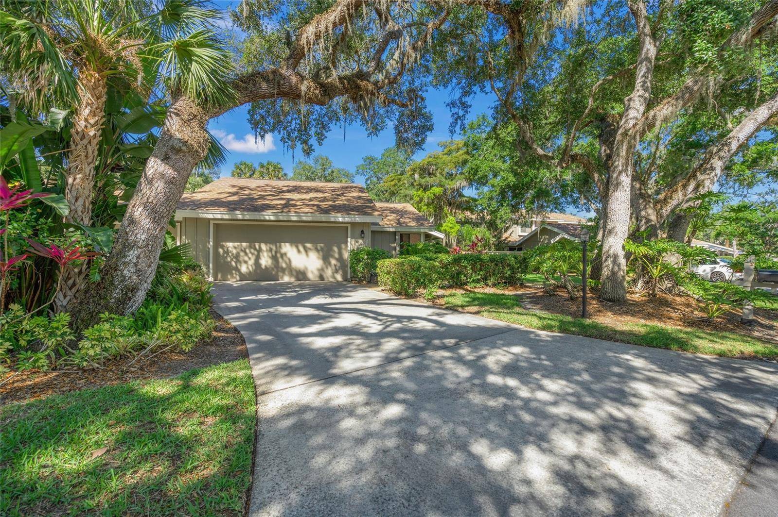 Sarasota, FL 34241,4560 FOREST WOOD TRL #16