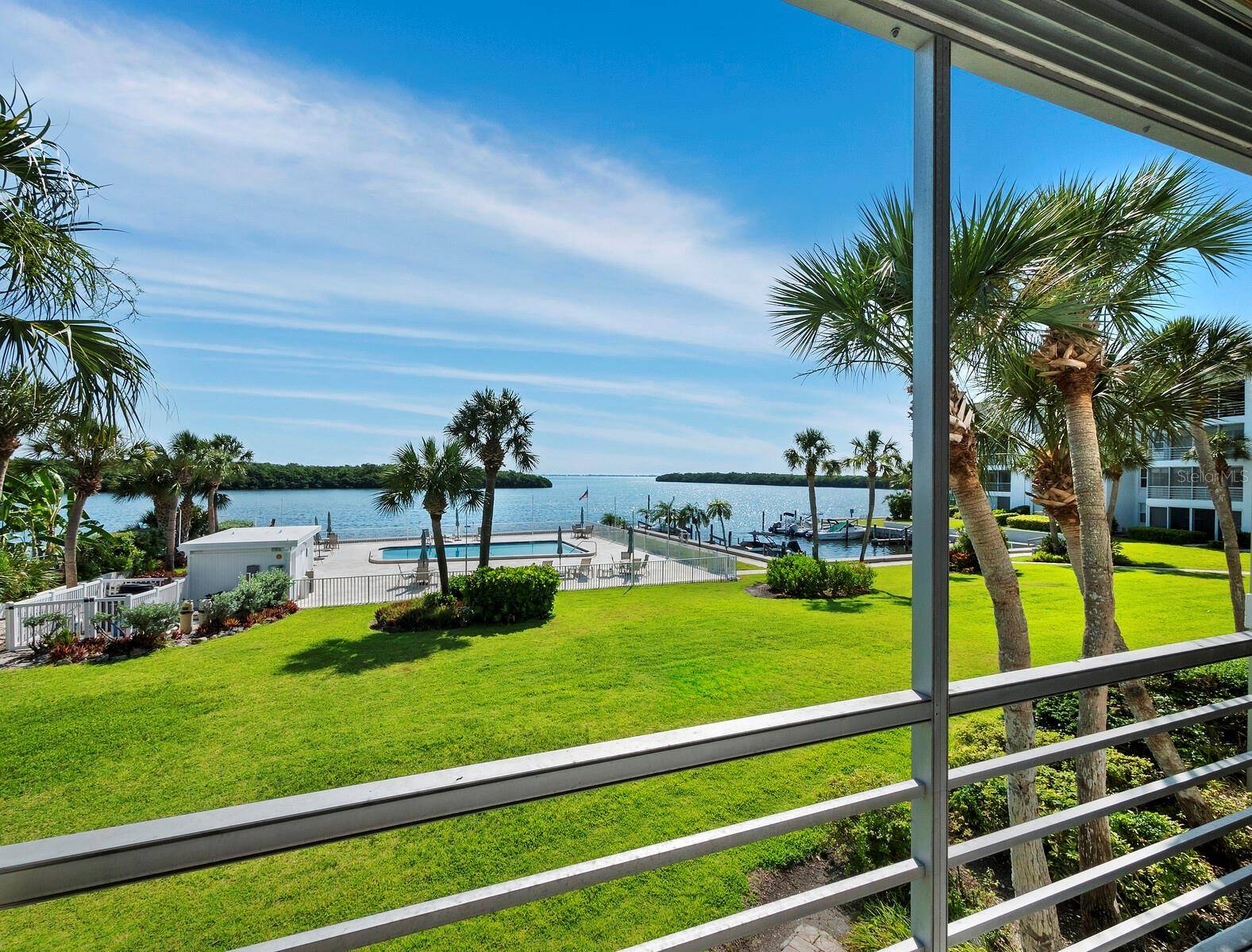 Longboat Key, FL 34228,605 SUTTON PL #201A