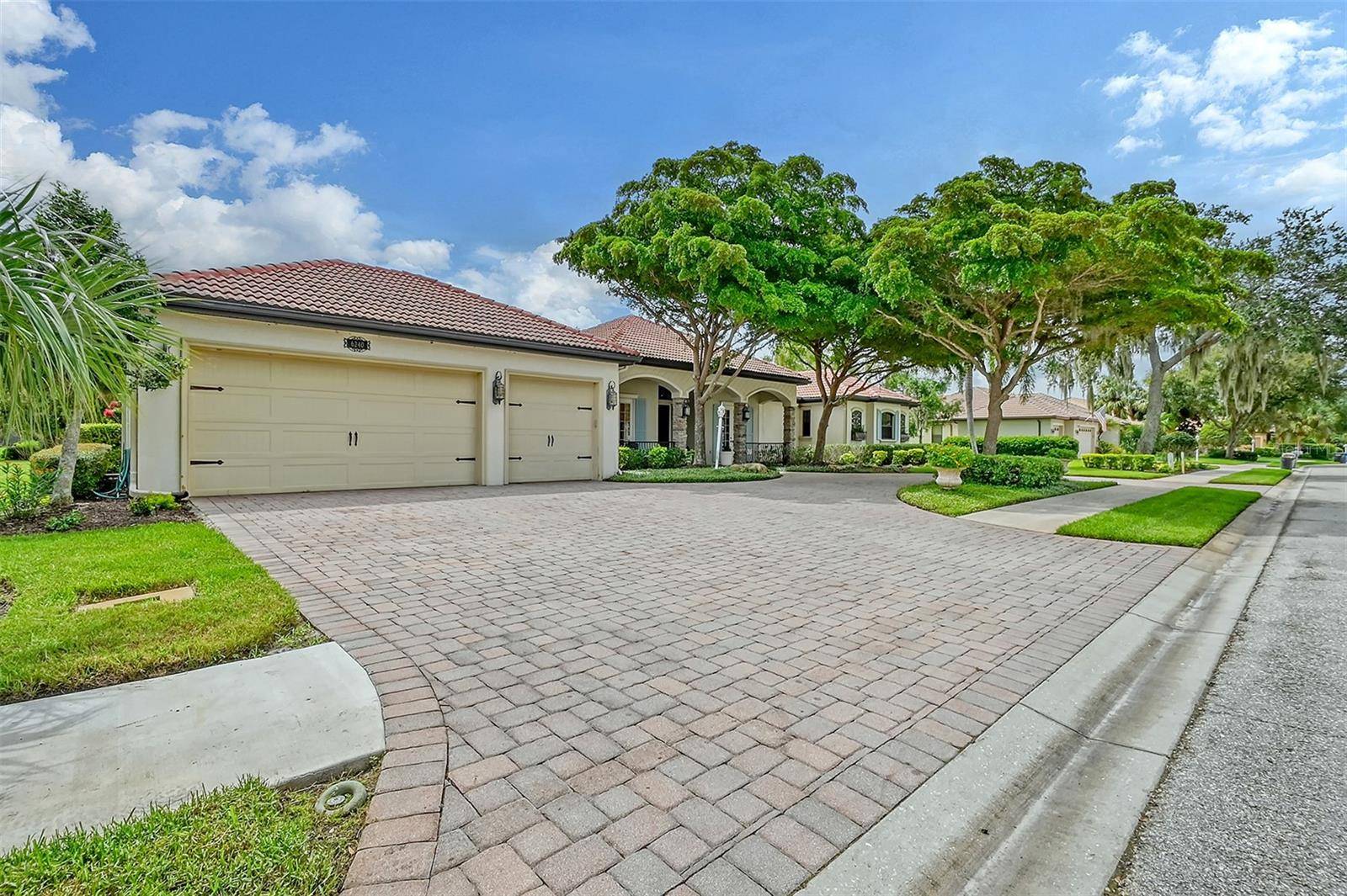 Sarasota, FL 34241,6240 YELLOW WOOD PL