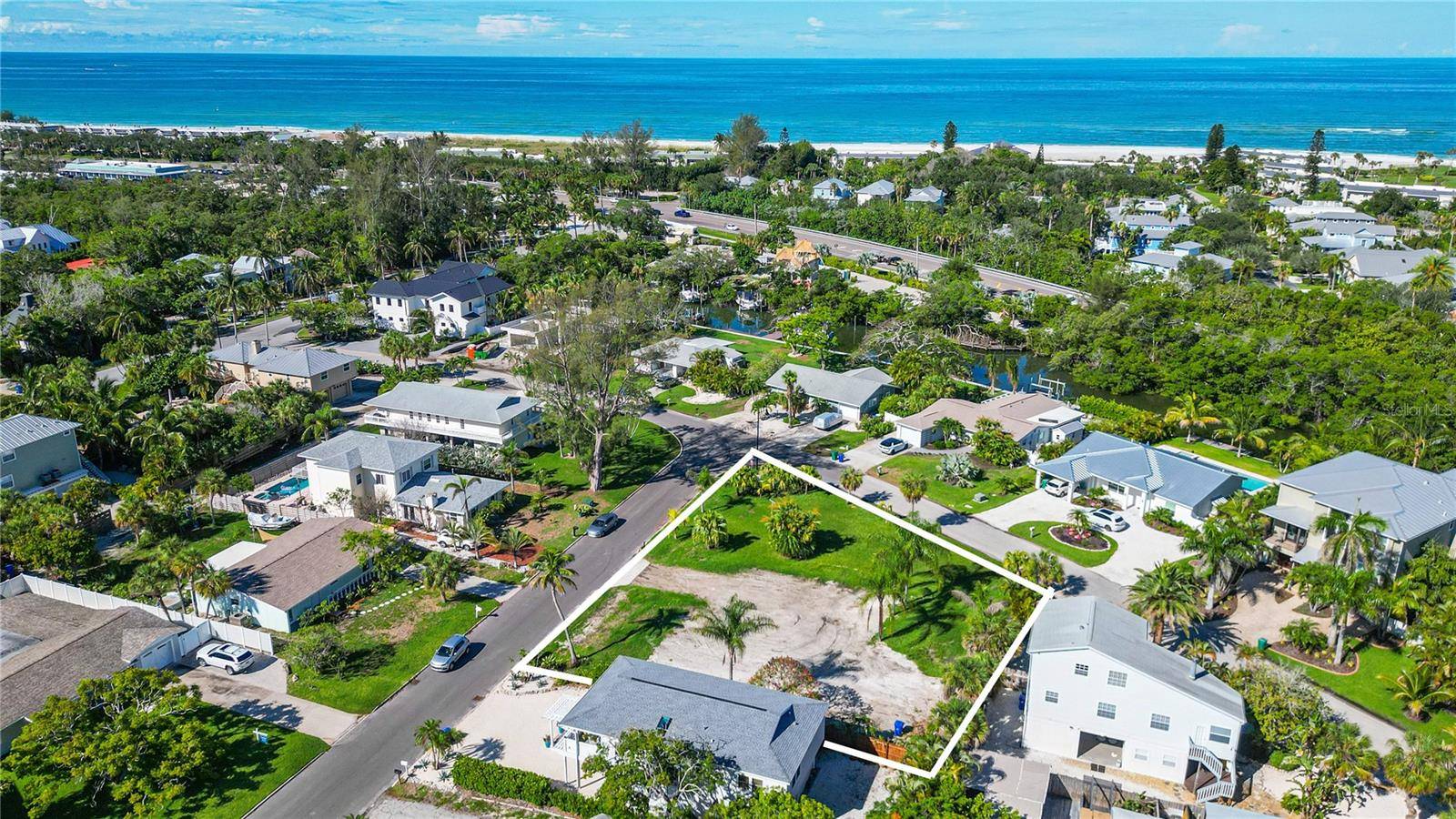 Longboat Key, FL 34228,591 RUSSELL ST