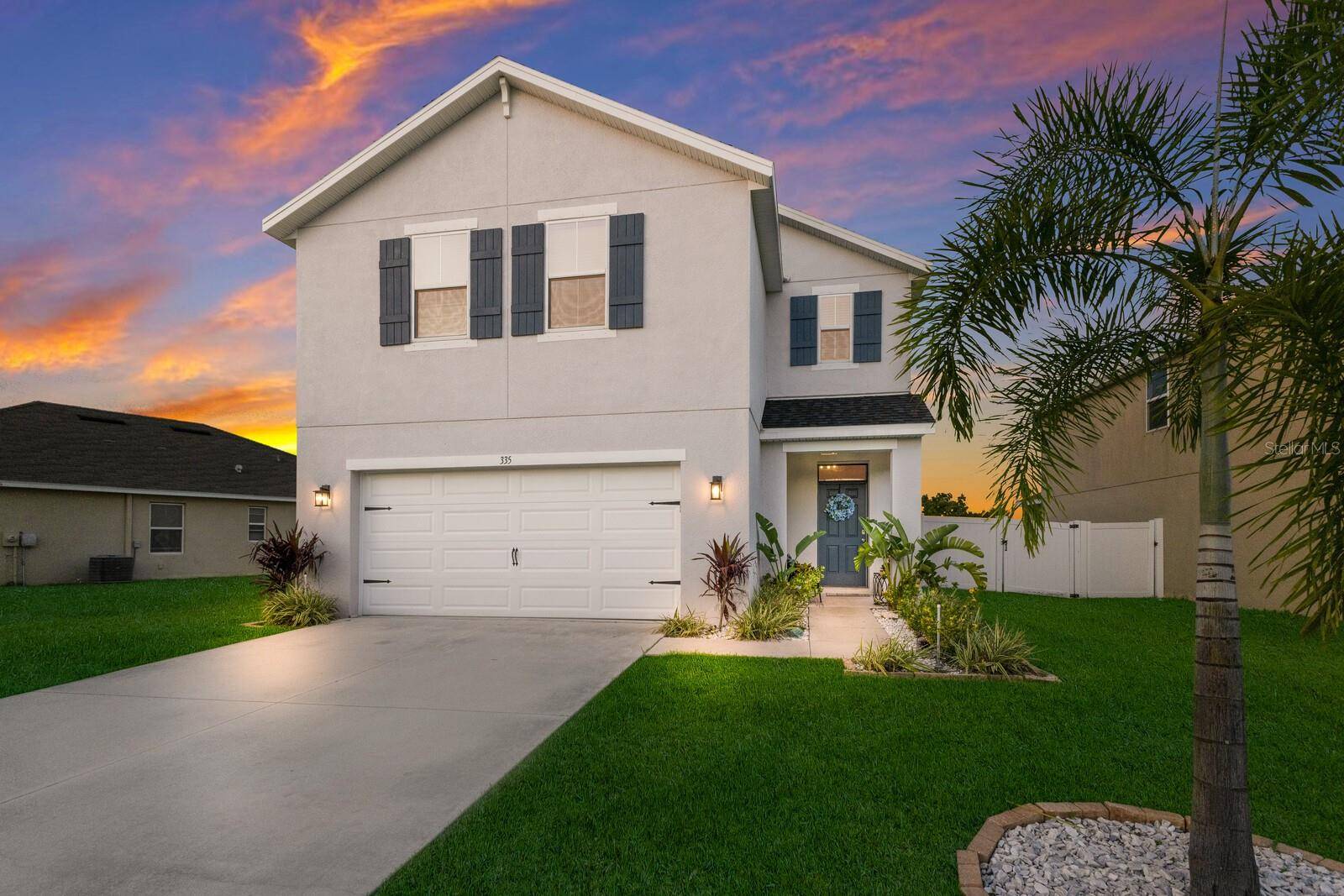 Bradenton, FL 34212,335 GRIS SKY LN