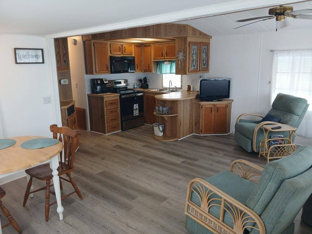 Osteen, FL 32764,94 EAGLE PT S