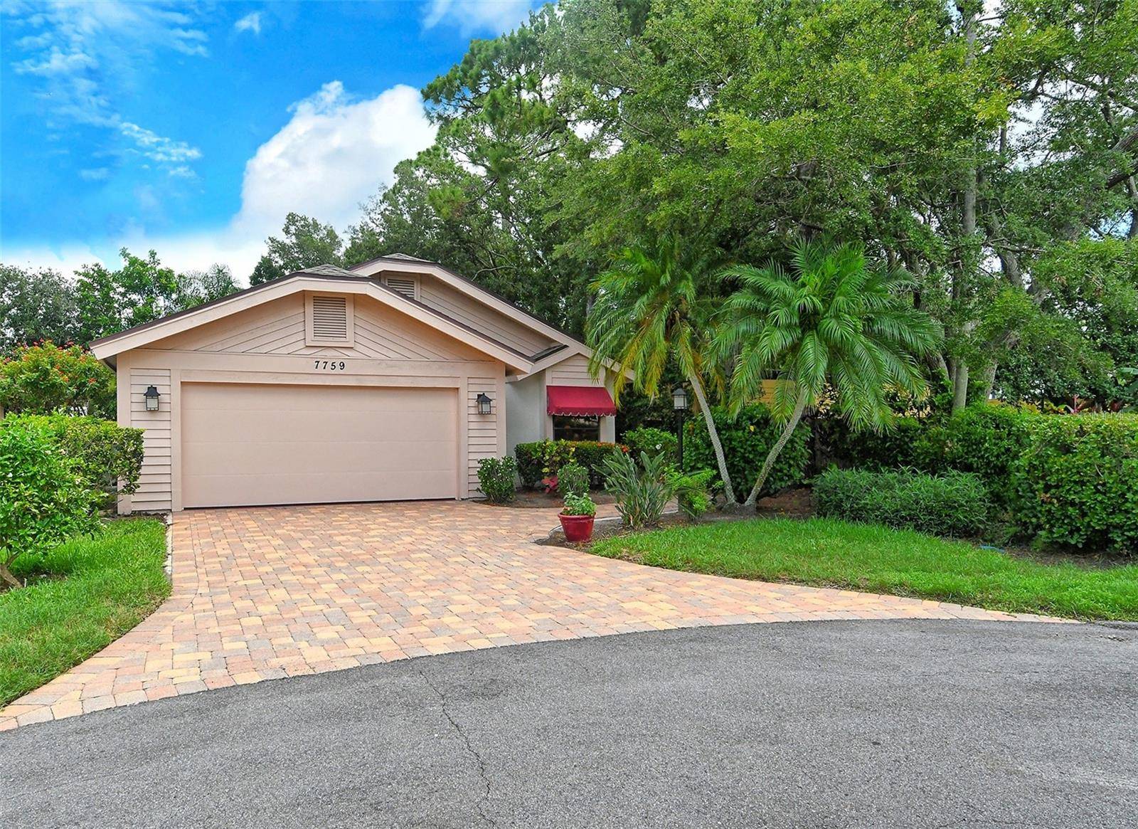 Sarasota, FL 34243,7759 PINE TRACE DR #30