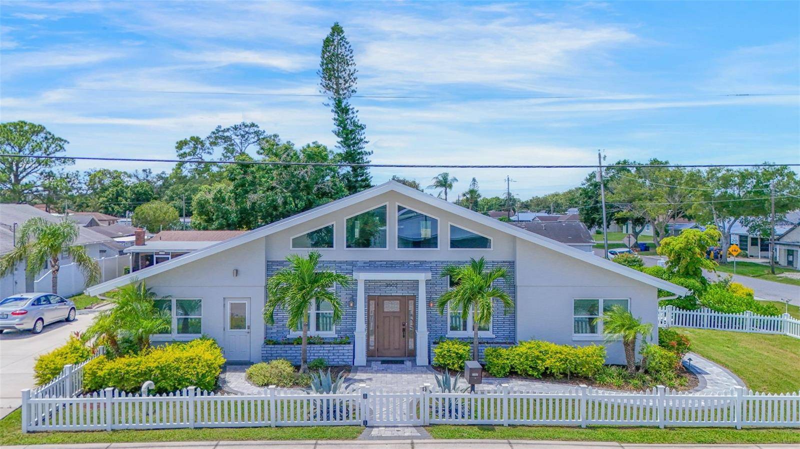 Sarasota, FL 34239,3502 BAHIA VISTA ST