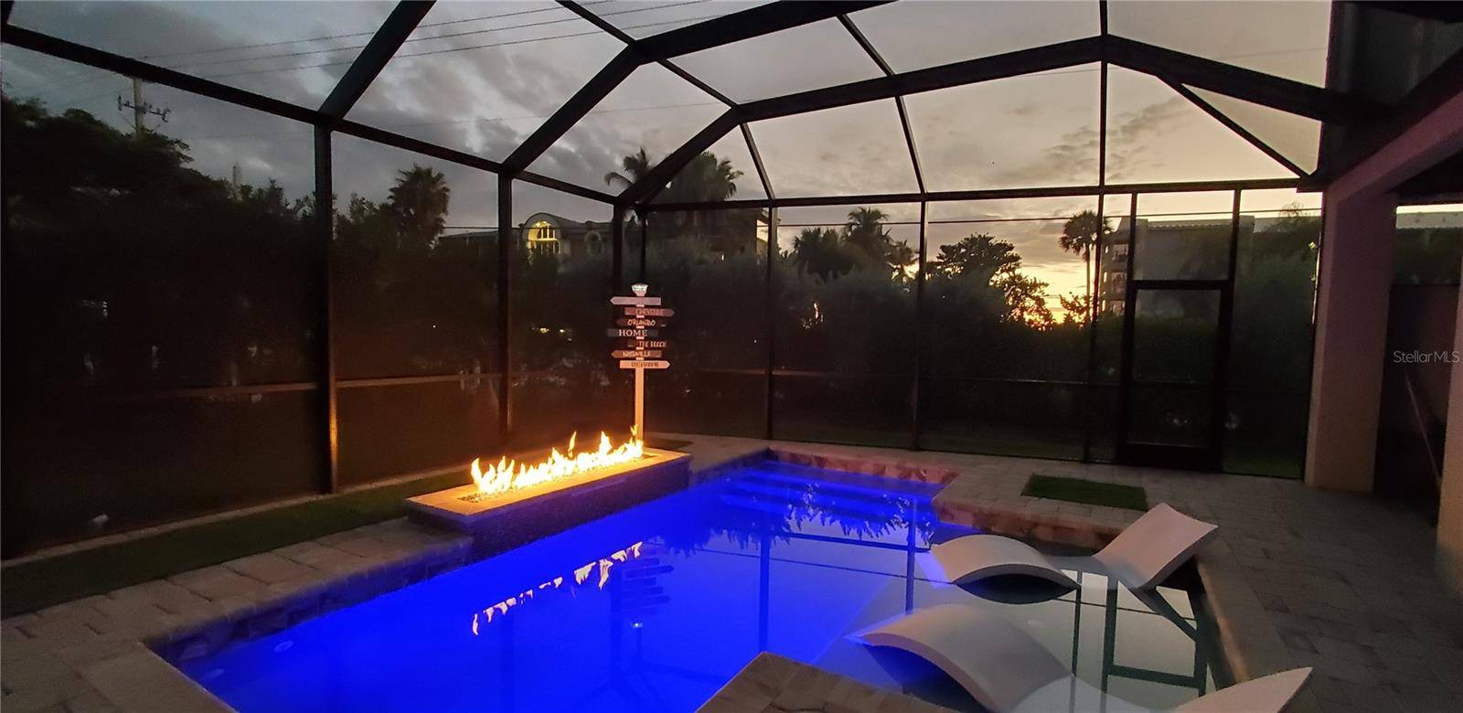 Longboat Key, FL 34228,500 BUTTONWOOD DR