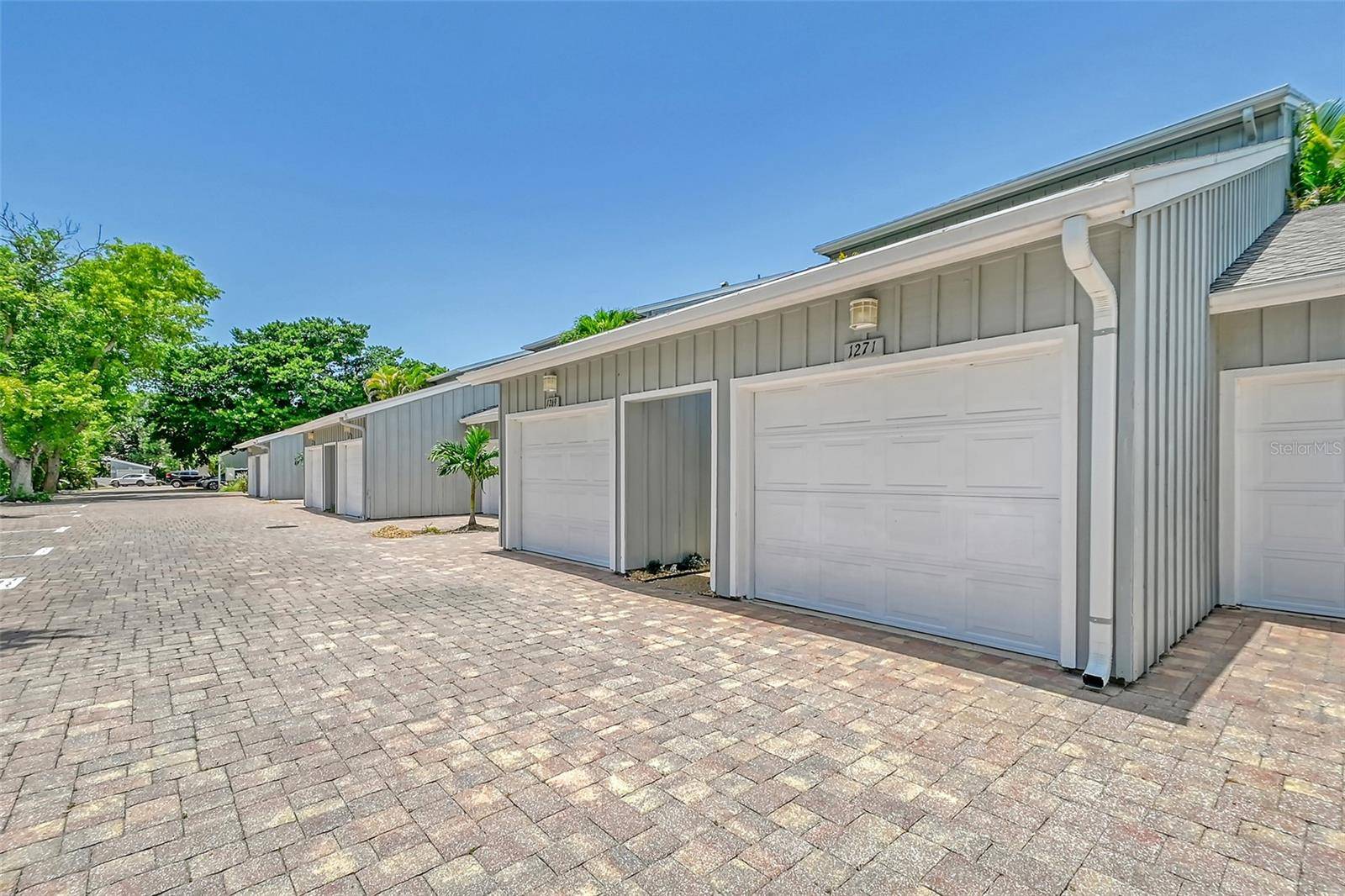 Sarasota, FL 34242,1271 DOCKSIDE PL #215