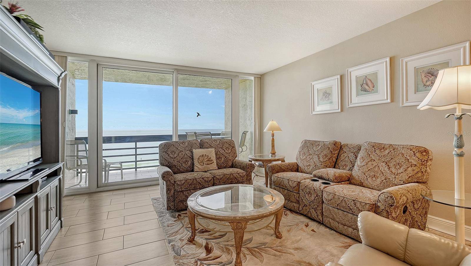 Longboat Key, FL 34228,1045 GULF OF MEXICO DR #403