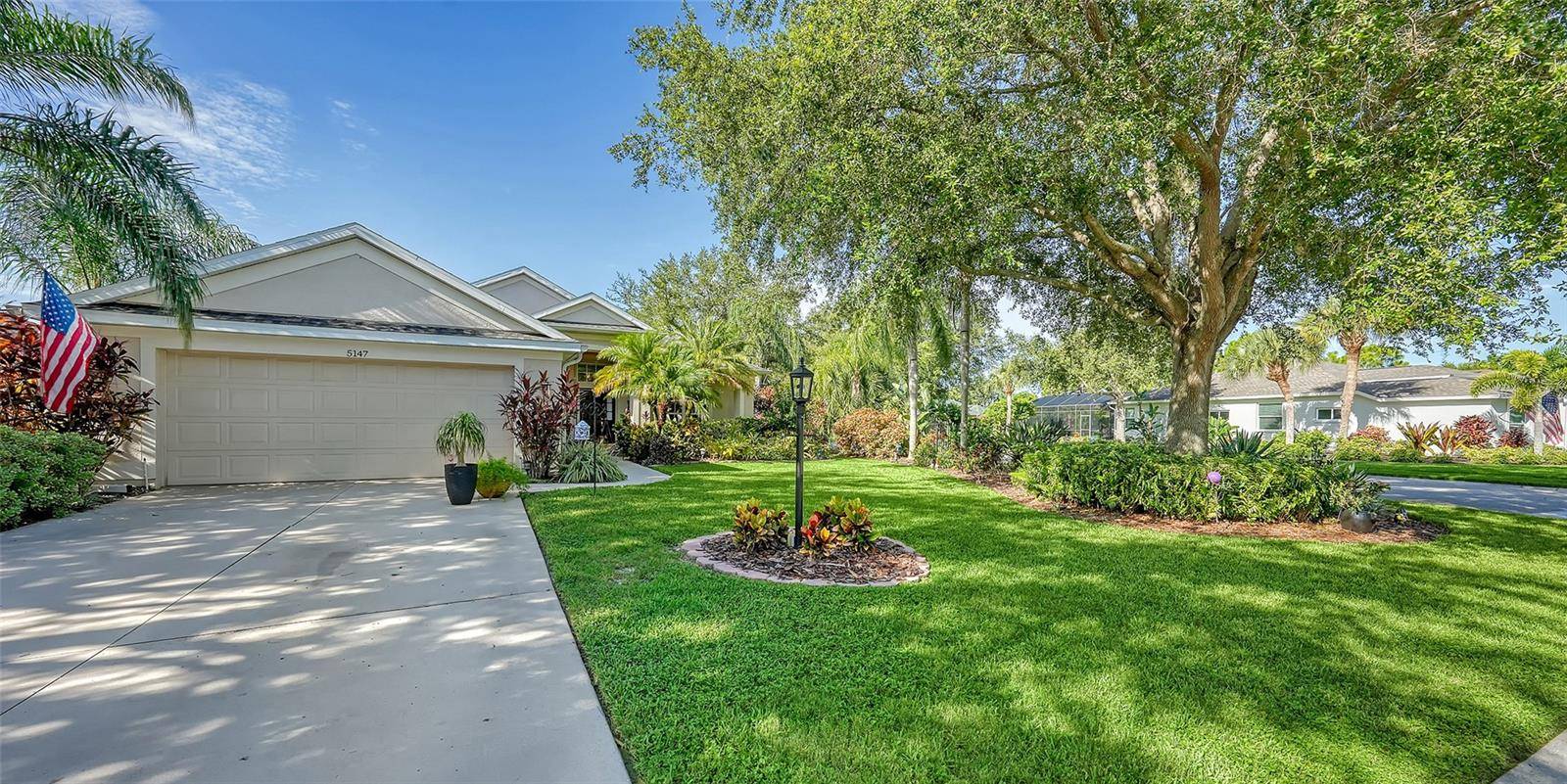 Sarasota, FL 34243,5147 CREEKSIDE TRL