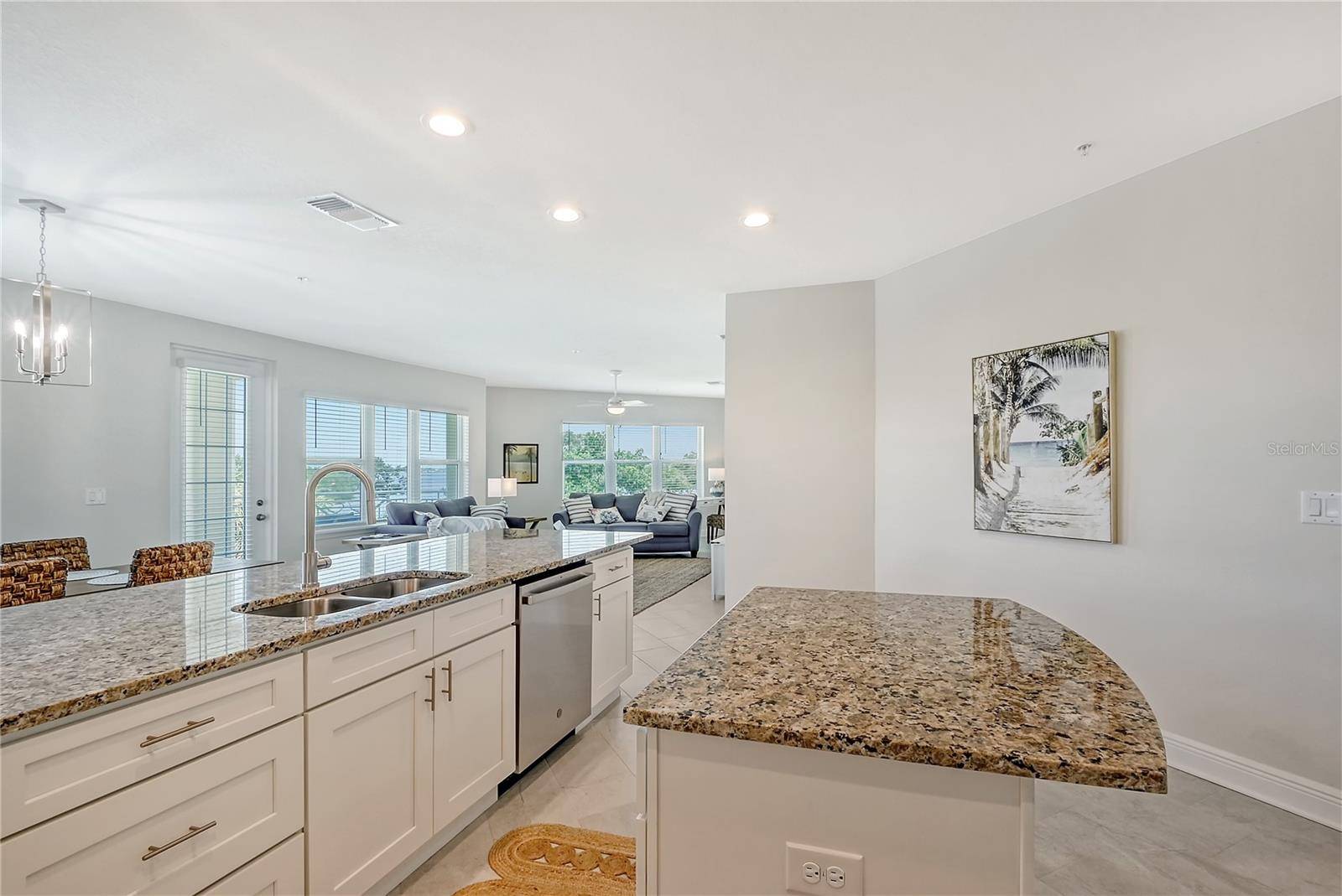 Bradenton, FL 34209,7930 34TH AVENUE W #102