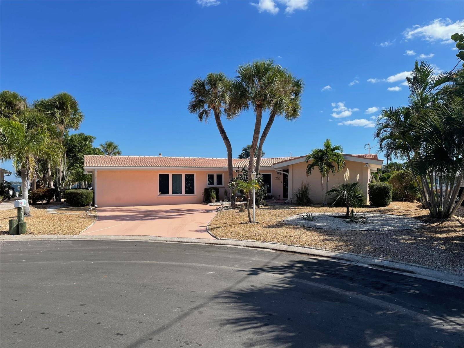 Bradenton, FL 34210,3615 COCONUT TER