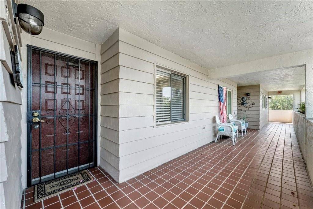 Bradenton, FL 34210,9604 CORTEZ RD W #316