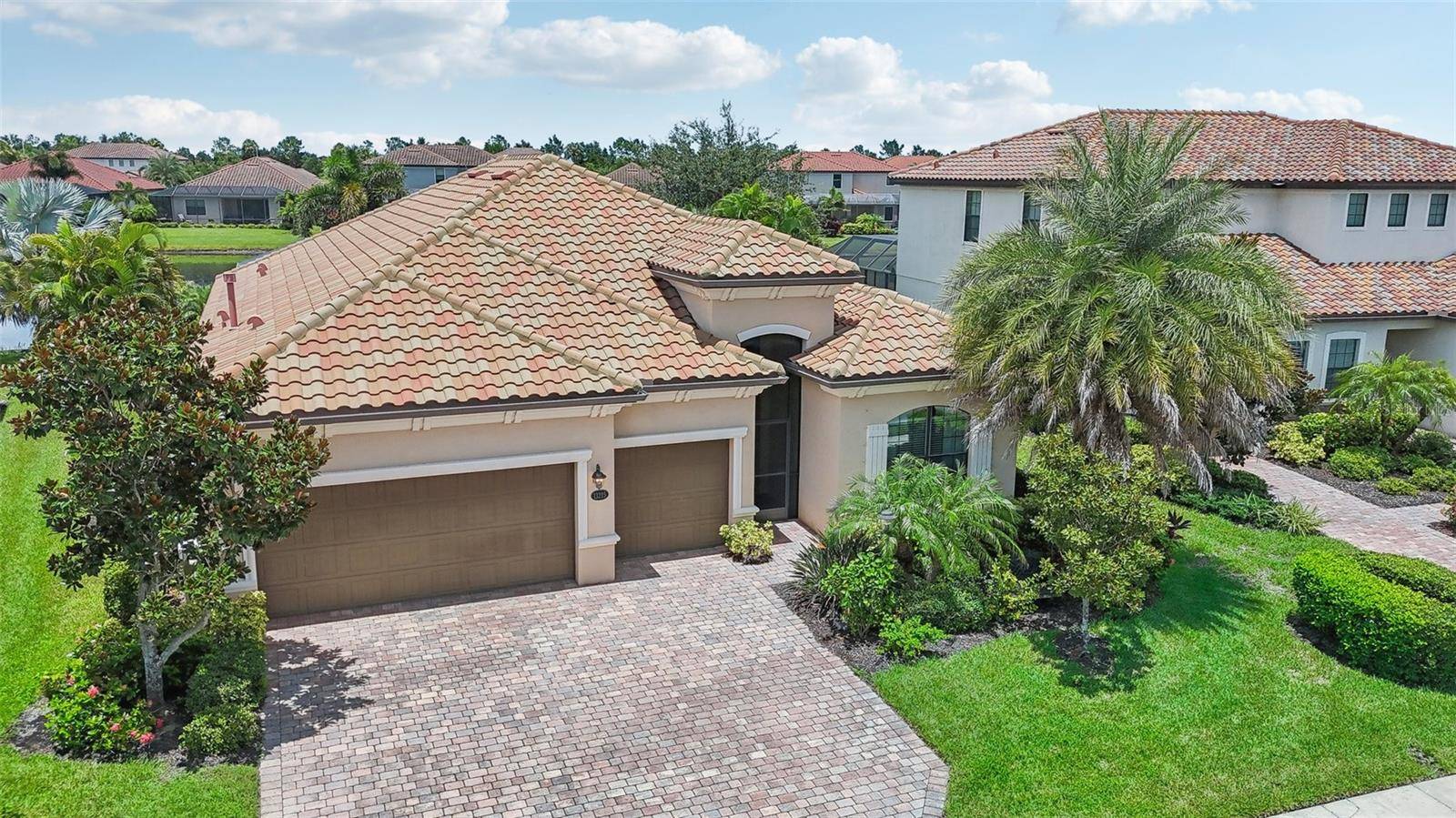 Bradenton, FL 34211,13215 RAMBLEWOOD TRL
