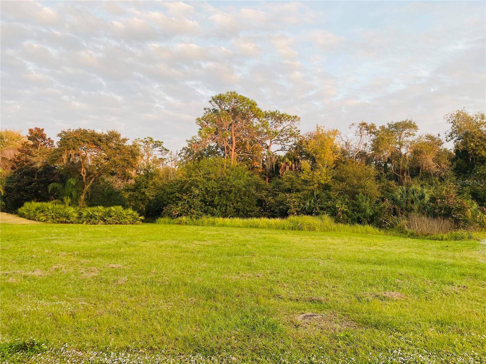 Bradenton, FL 34212,617 130TH CT NE