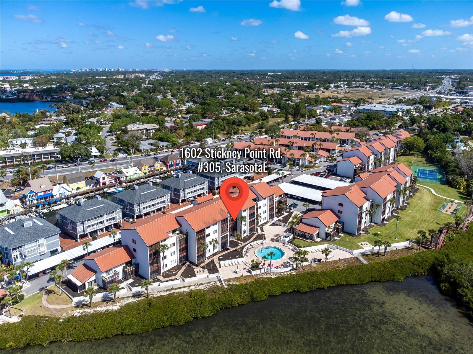 Sarasota, FL 34231,1602 STICKNEY POINT RD #305