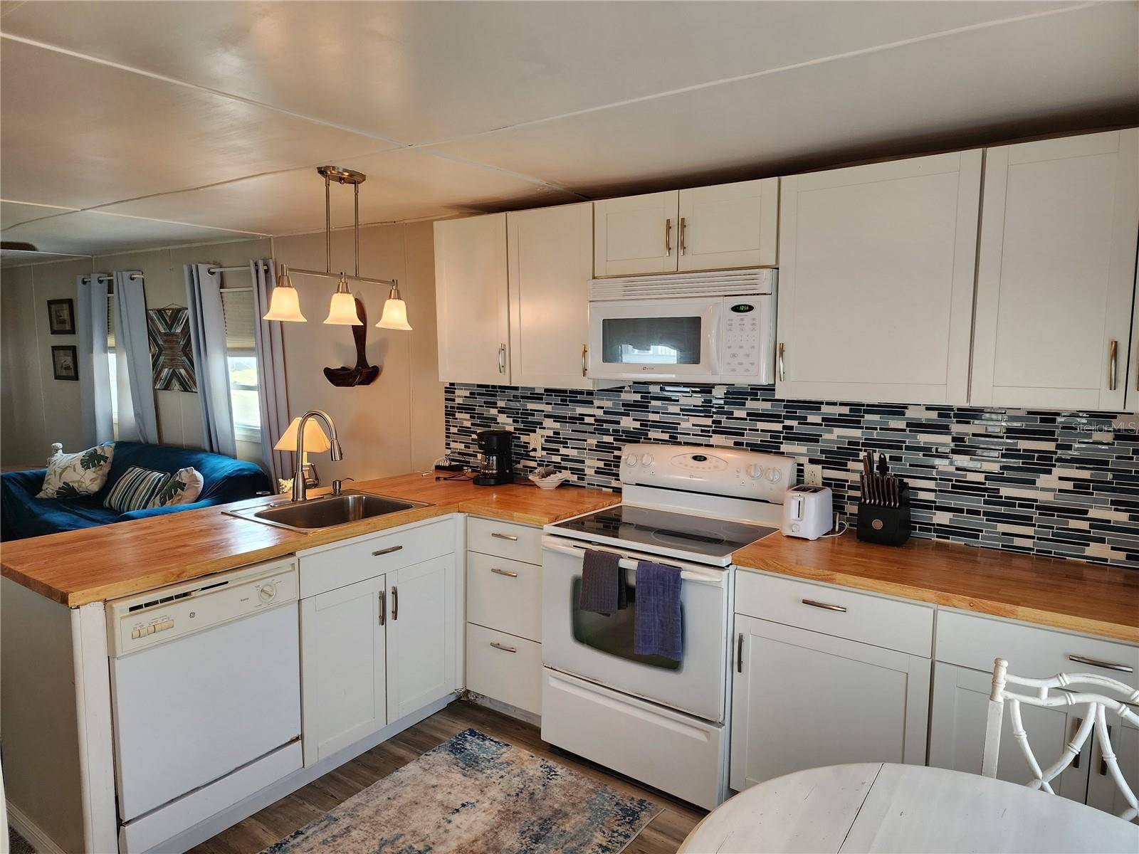 North Port, FL 34287,6428 FLEETWOOD CT