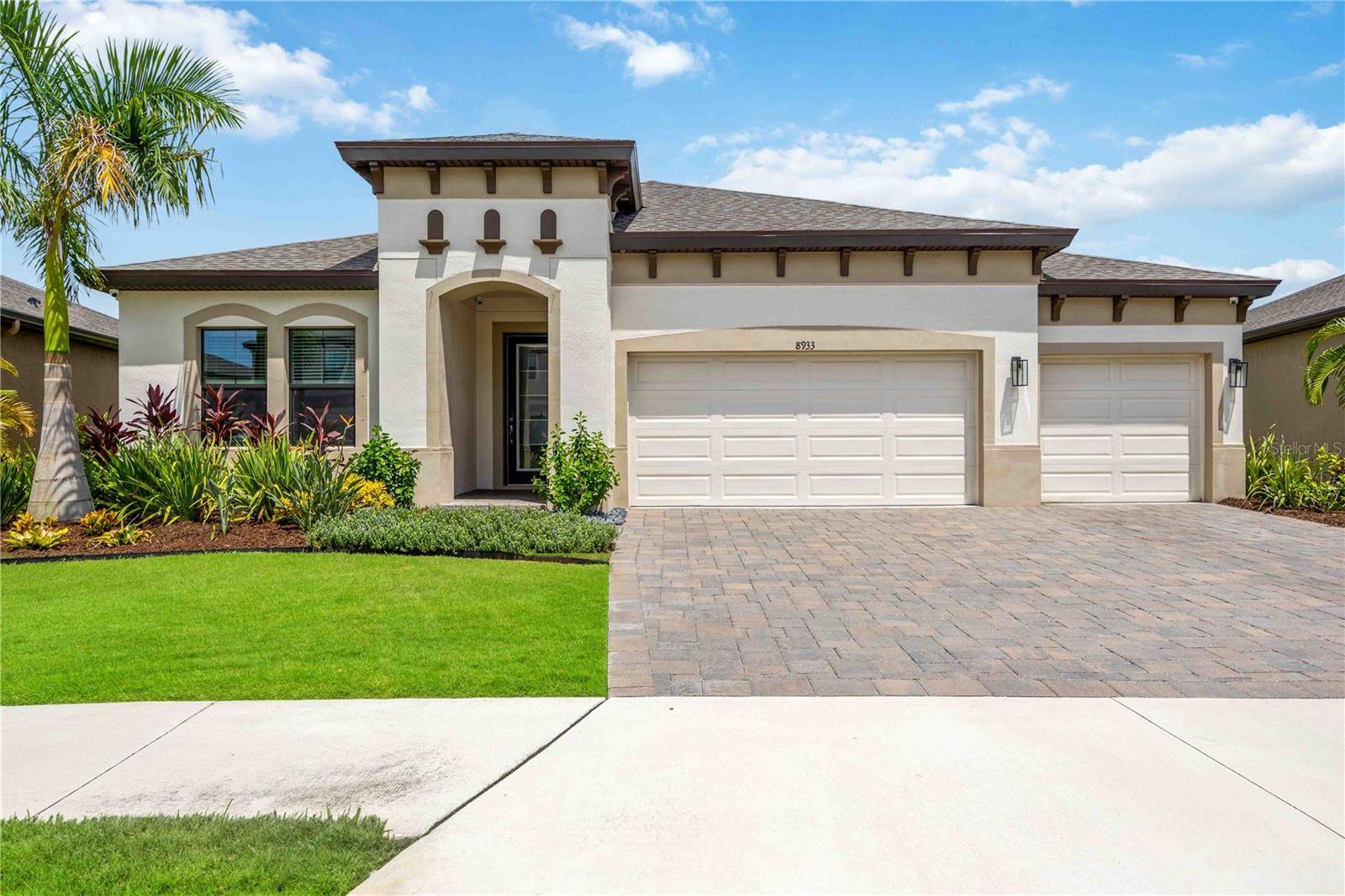 Parrish, FL 34219,8933 ISABELLA CIR