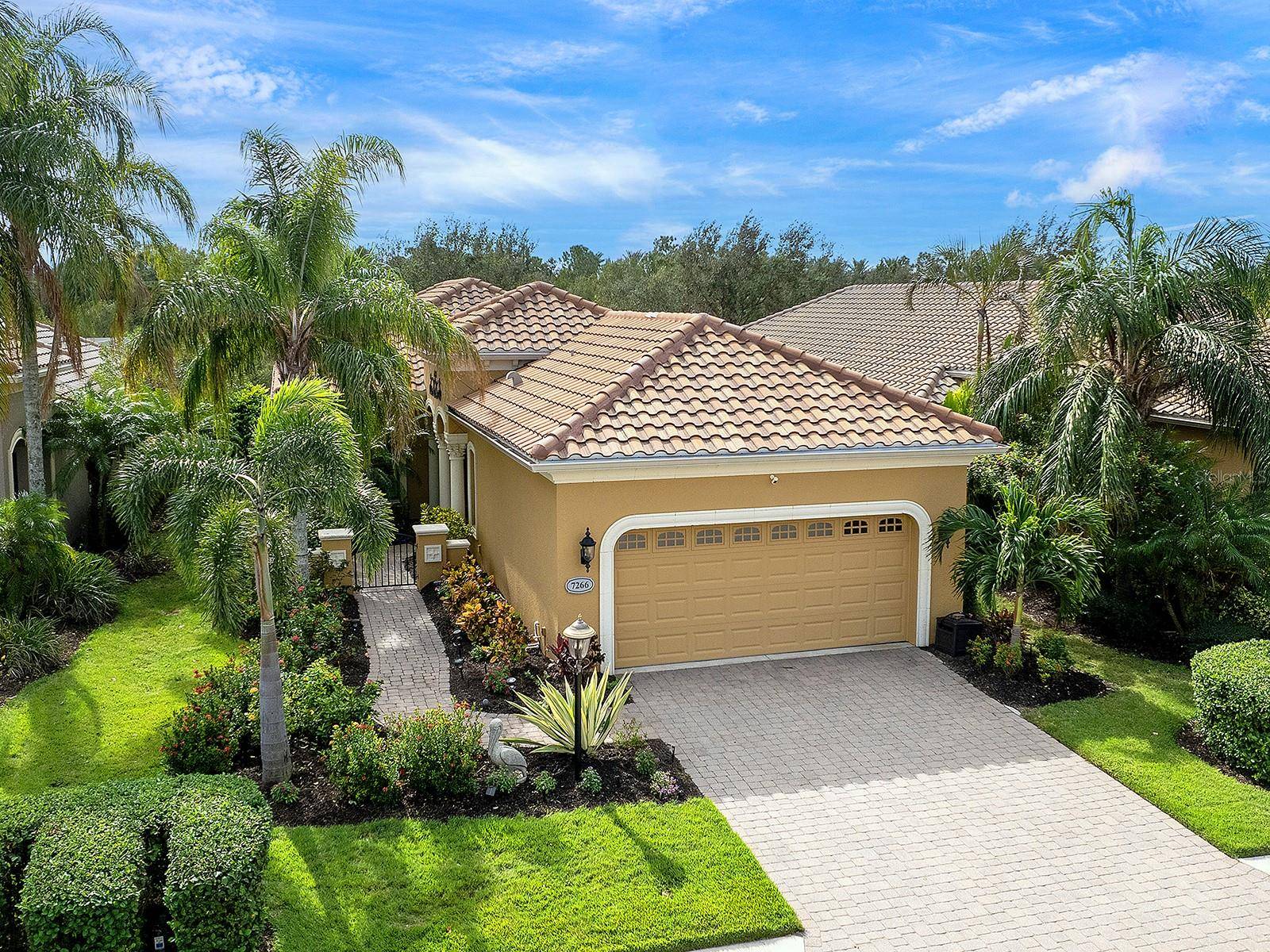 Lakewood Ranch, FL 34202,7266 BELLEISLE GLN