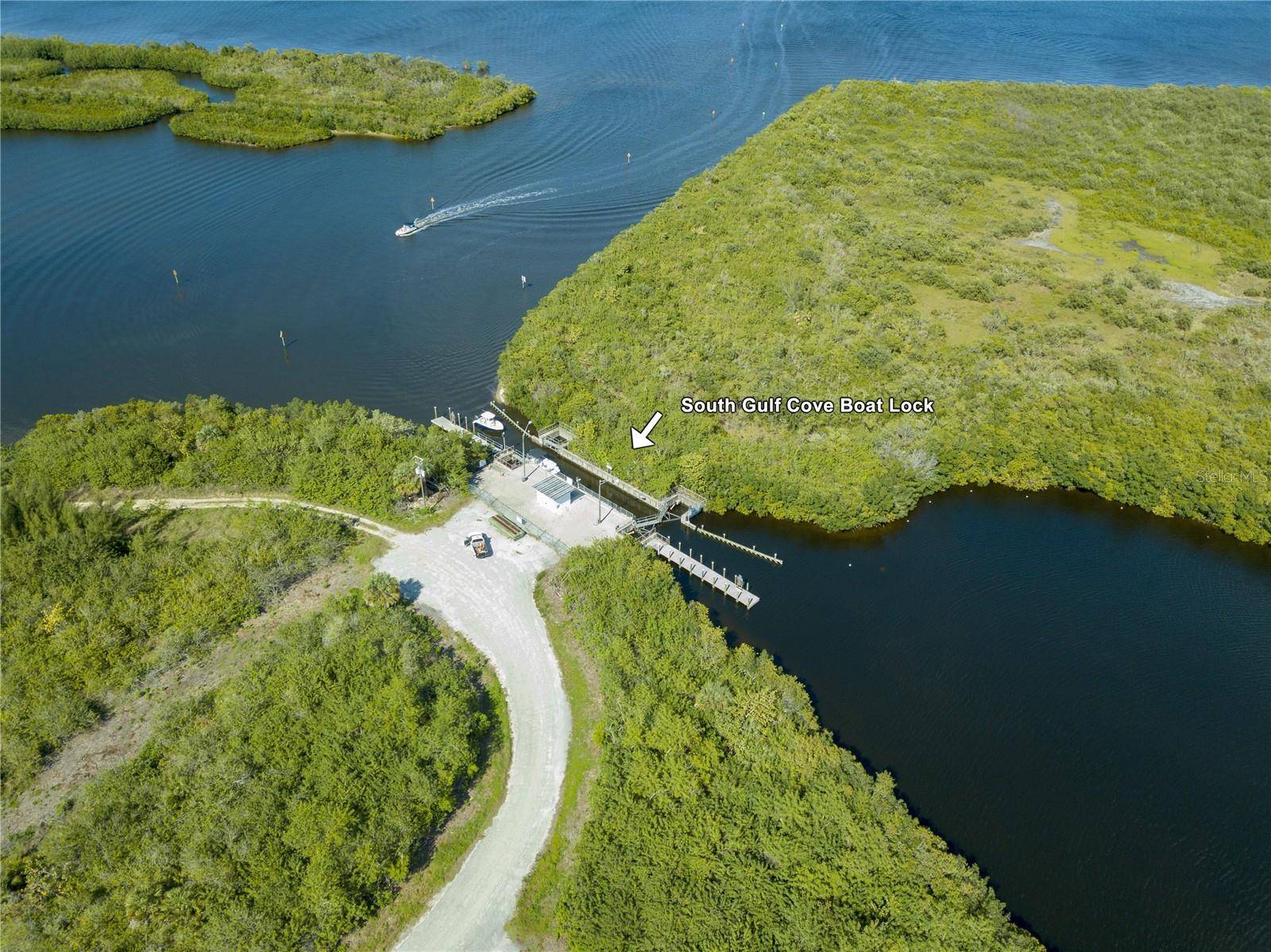 Port Charlotte, FL 33981,15961 MELPORT CIR