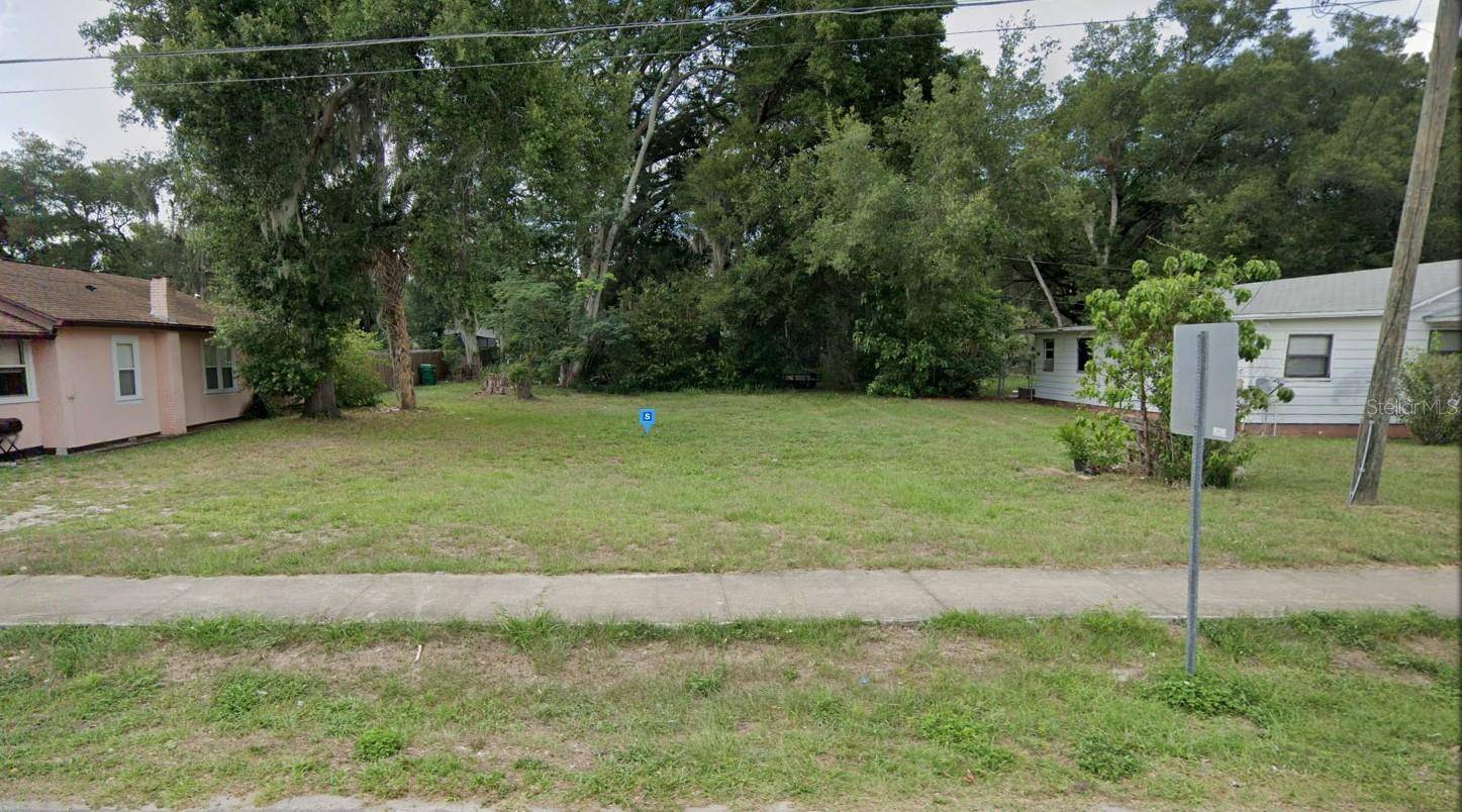 Eustis, FL 32726,1230 E HAZZARD AVE