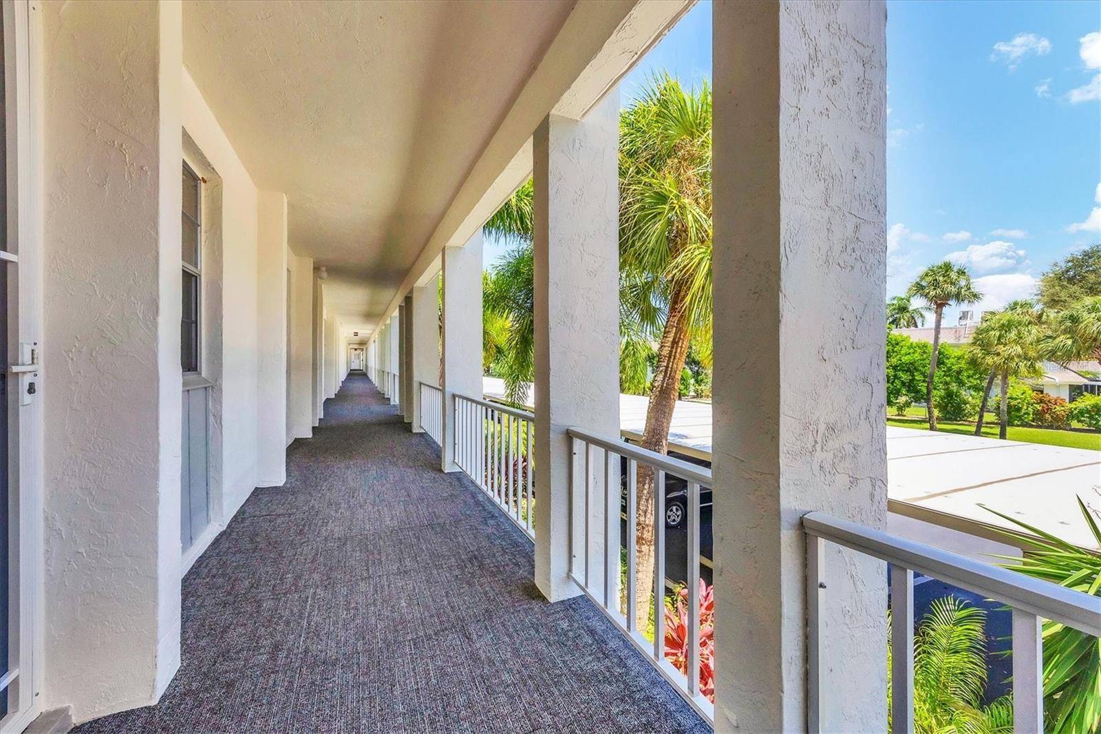 Longboat Key, FL 34228,4330 FALMOUTH DR #C202